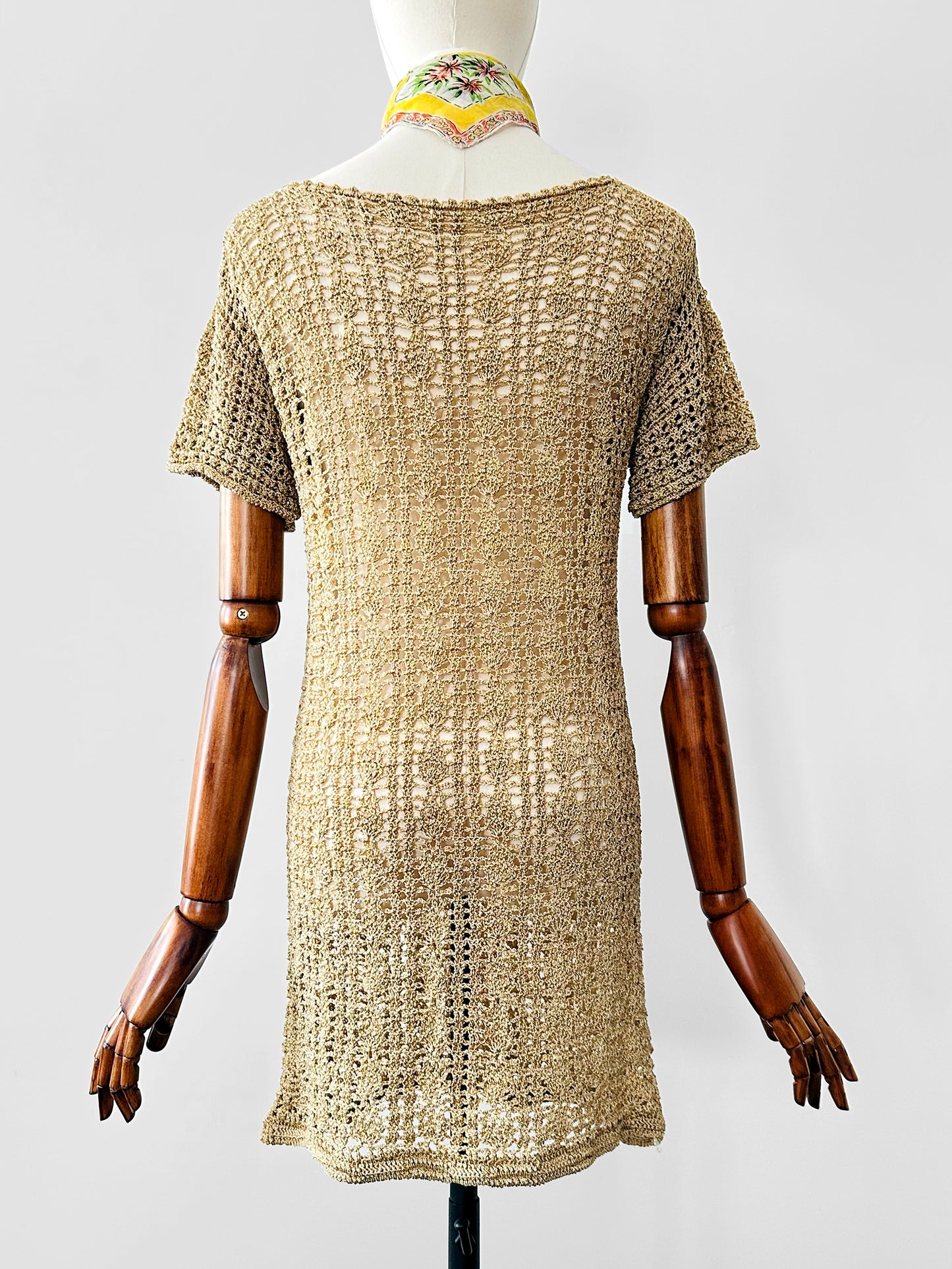 Vintage 1970s Beige Short-Sleeve Scoop Neck Crochet Tunic  - Sz. S
