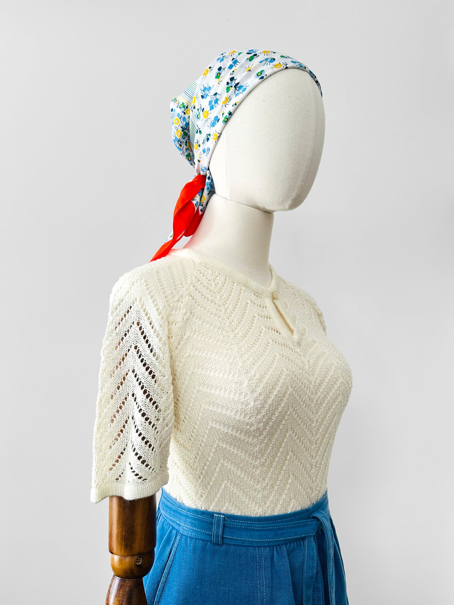 Vintage 1960s Ivory Flutter Sleeve Fitted Knit Top - Sz. S