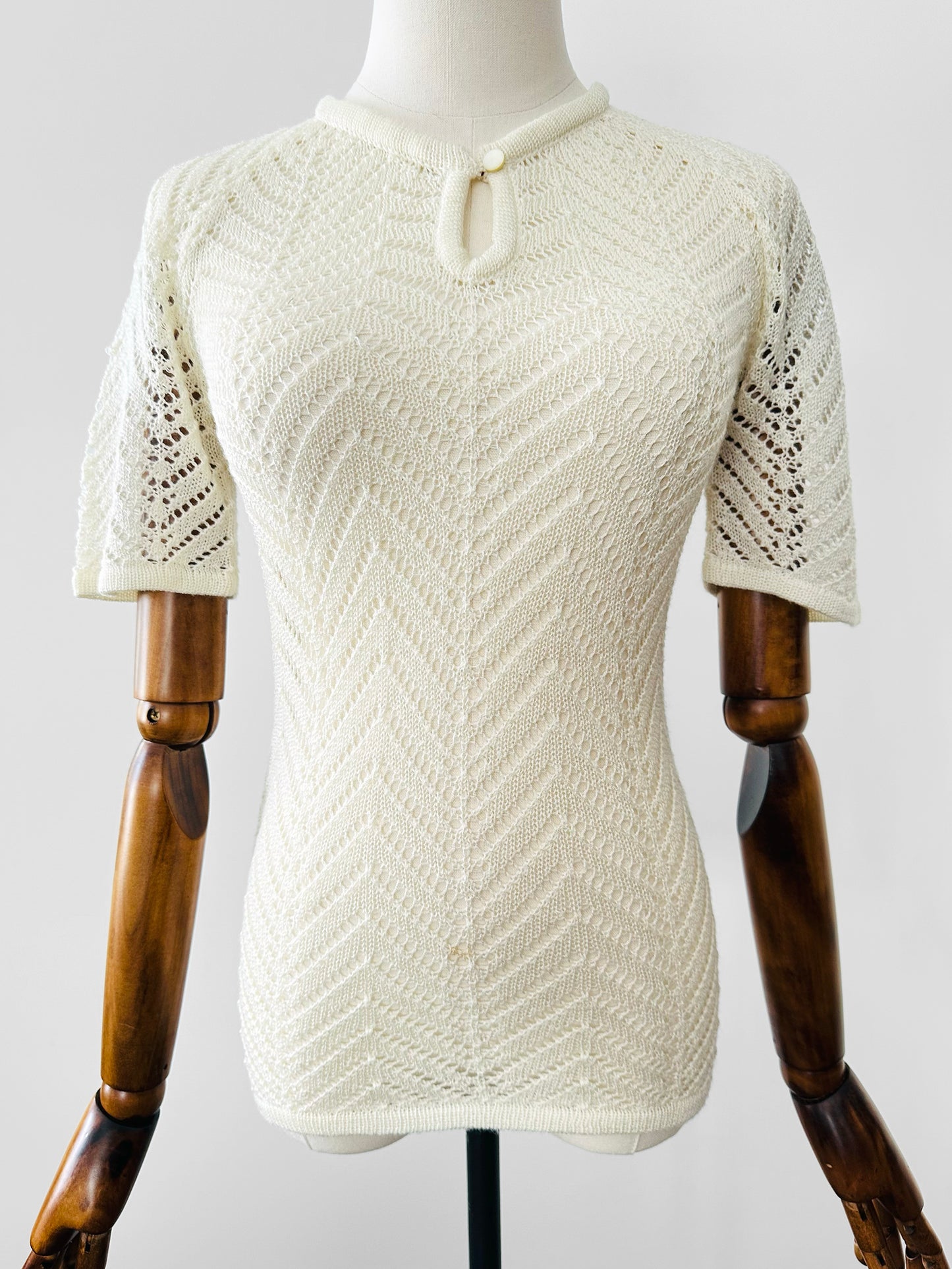 Vintage 1960s Ivory Flutter Sleeve Fitted Knit Top - Sz. S