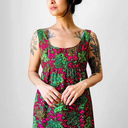 1960s - 1970s Fuchsia and Green Paisley Maxi Dress - Sz. S