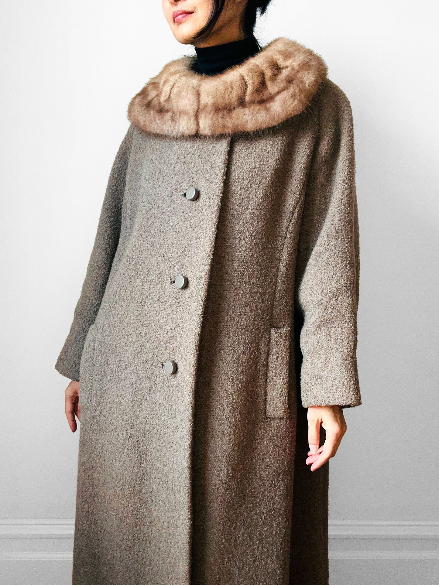 1960s Taupe Fur Collar A-Line Mid-Length Coat