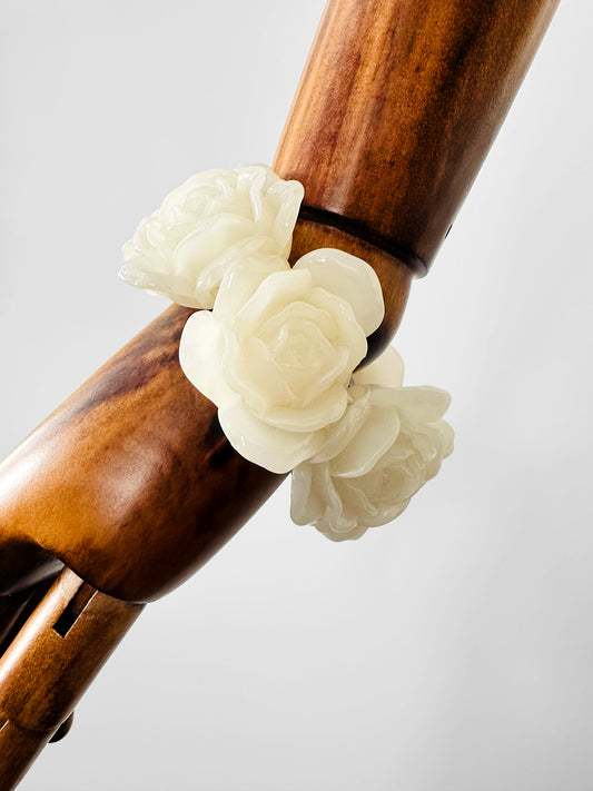 Vintage 1980s Cream Rose Florette Elastic Stretch Bracelet