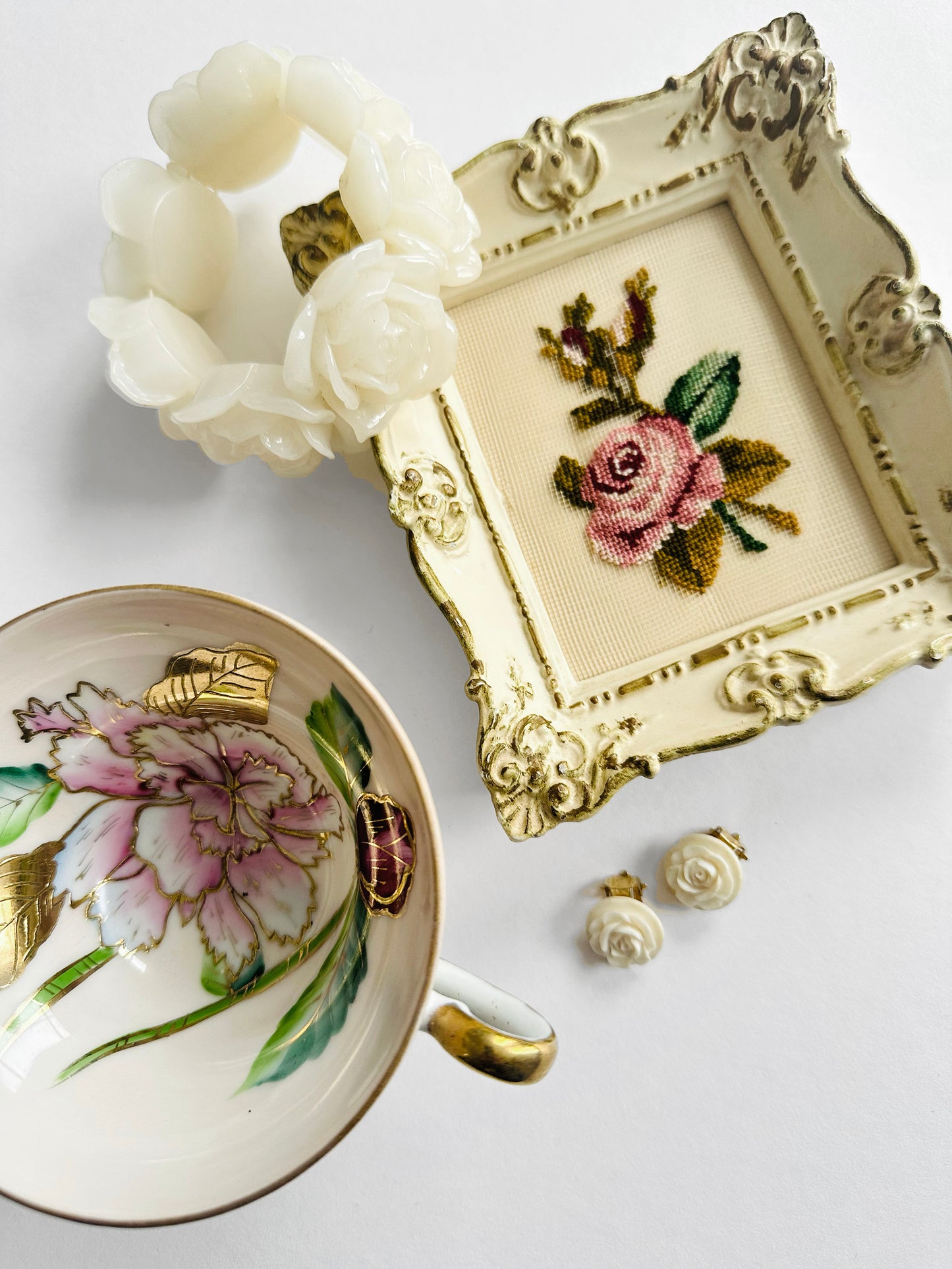 Vintage 1950s - 1960s Cream Framed Victorian Rose Petit Point Wall Hanging