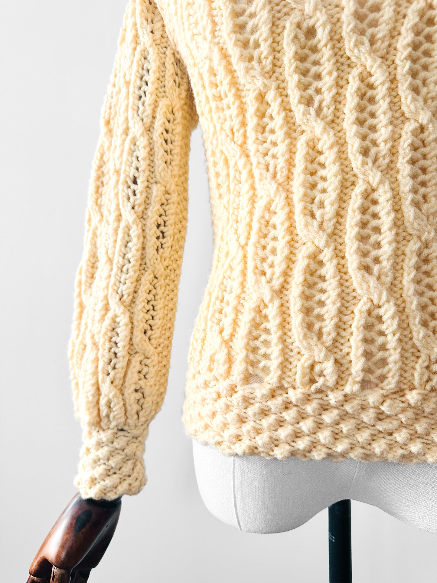 Vintage 1960s - 1970s Buttery Yellow Handmade Long Sleeve Textured Knit Sweater Top - Sz. XS/S