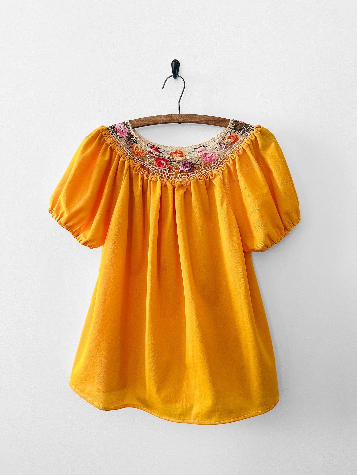 Vintage 1960s - 1970s Mustard Yellow Crochet Floral Trim Short Sleeve Peasant Blouse - Sz. S