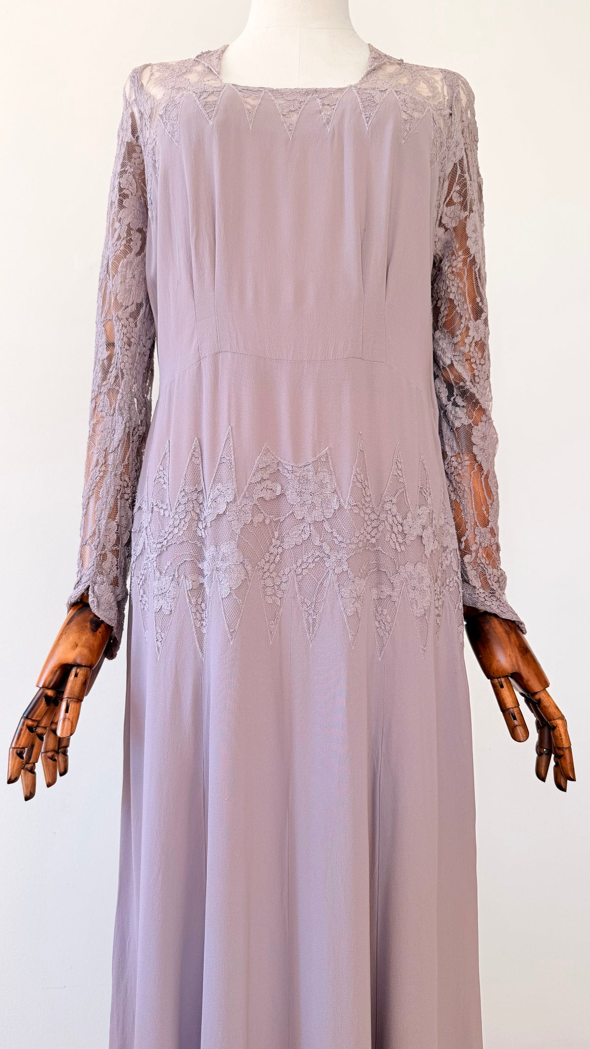 1930s Pale Lavender Floor Length Lace Art Deco Dress - Sz. M
