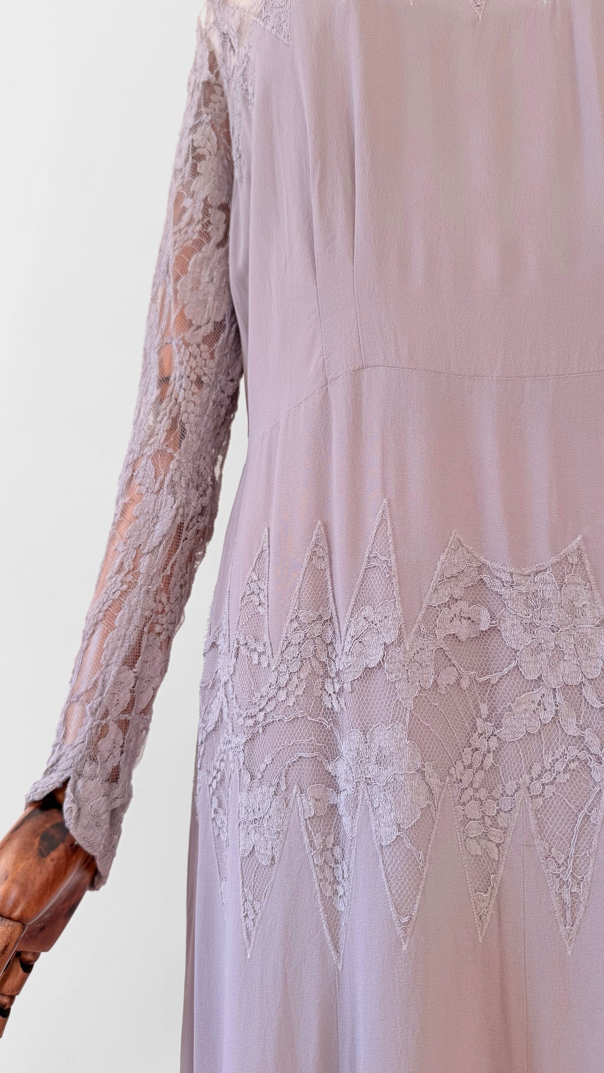1930s Pale Lavender Floor Length Lace Art Deco Dress - Sz. M