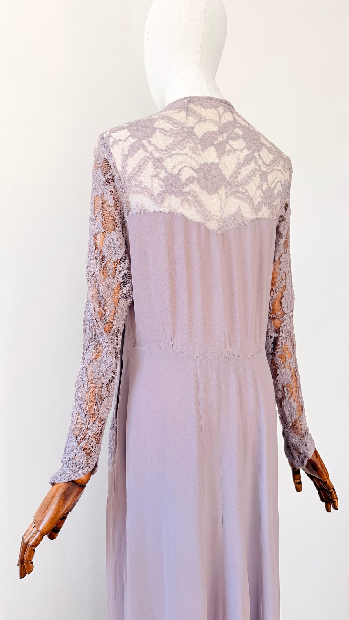 1930s Pale Lavender Floor Length Lace Art Deco Dress - Sz. M
