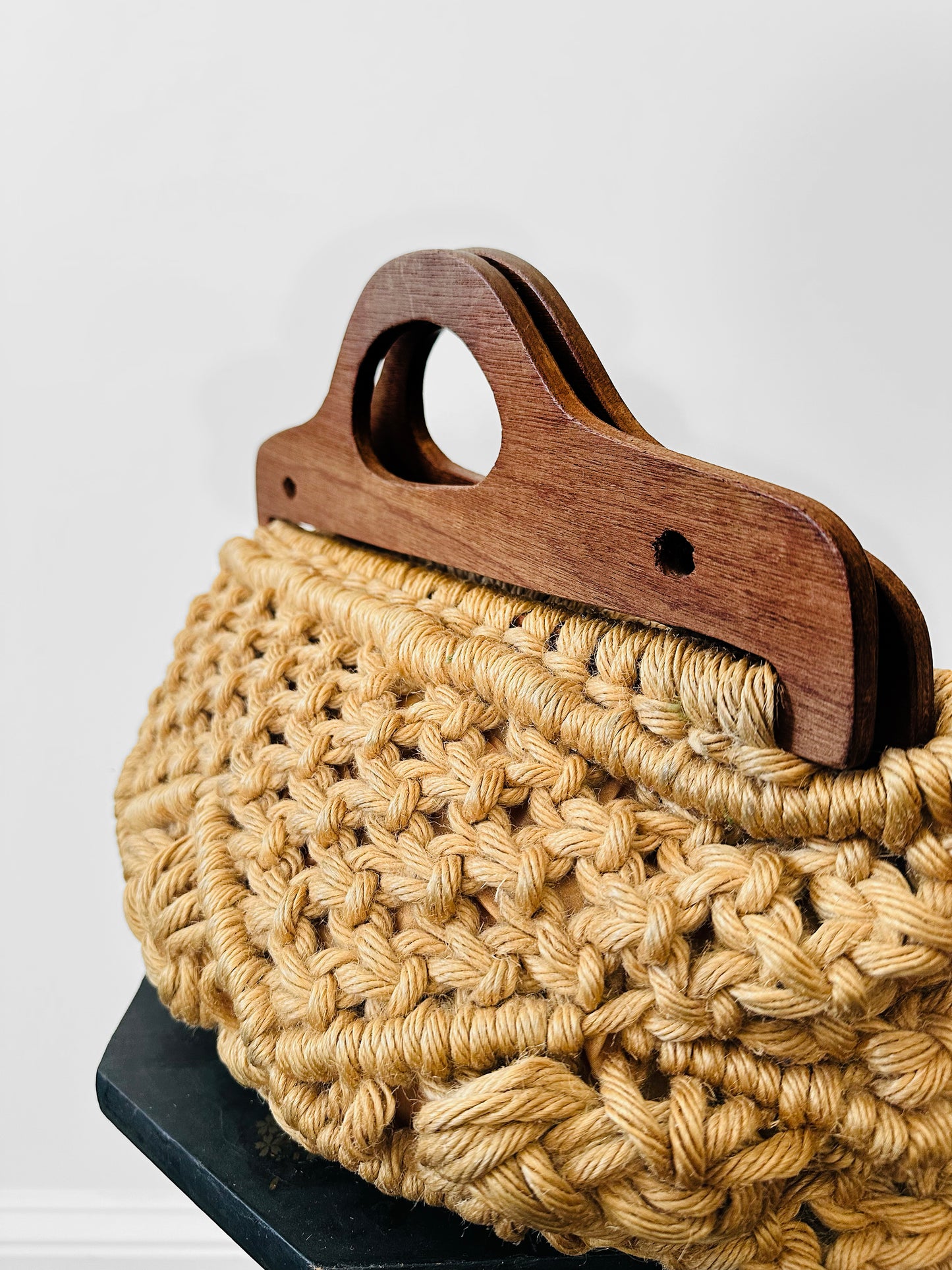 Vintage 1960s - 1970s Natural Woven Macrame Wood Handle Bag