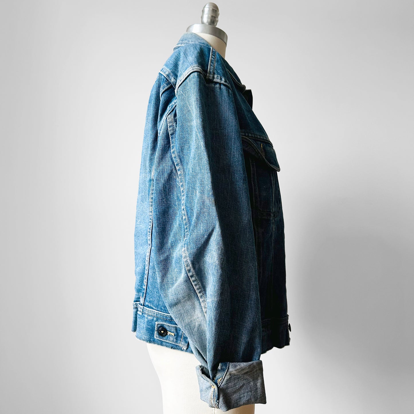 1970s - 1980s Standard Wash Well Worn LEE USA Denim Blue Jean Jacket