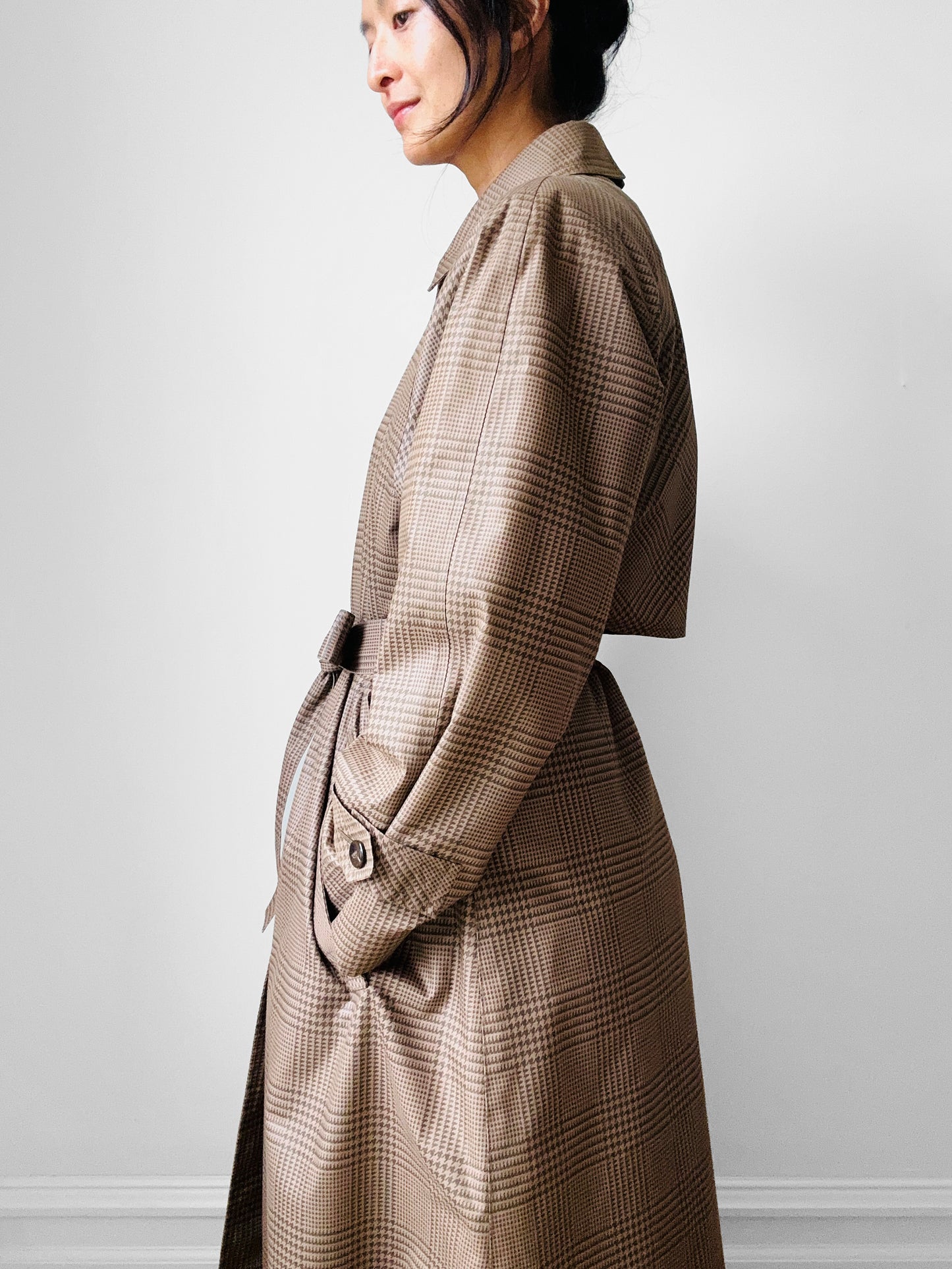 1980s Beige Houndstooth LONDON FOG Lined Belted Rain Aline Trench - Sz. S/M