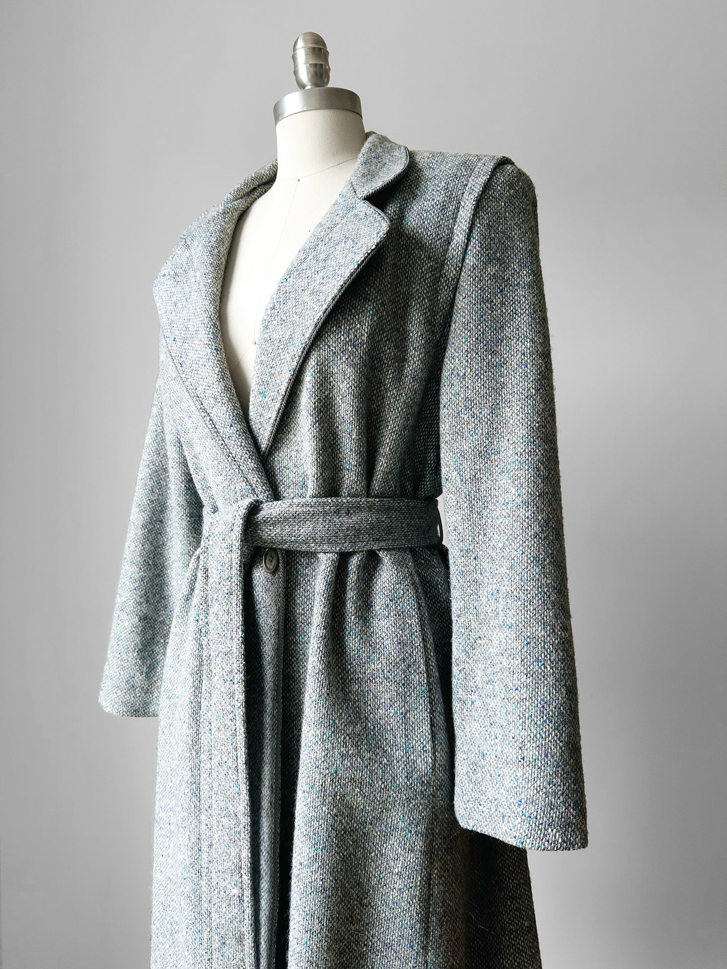 1970s - 1980s Slate Grey Mandarin Collar Wool Tweed Belted Coat - Sz. Sm