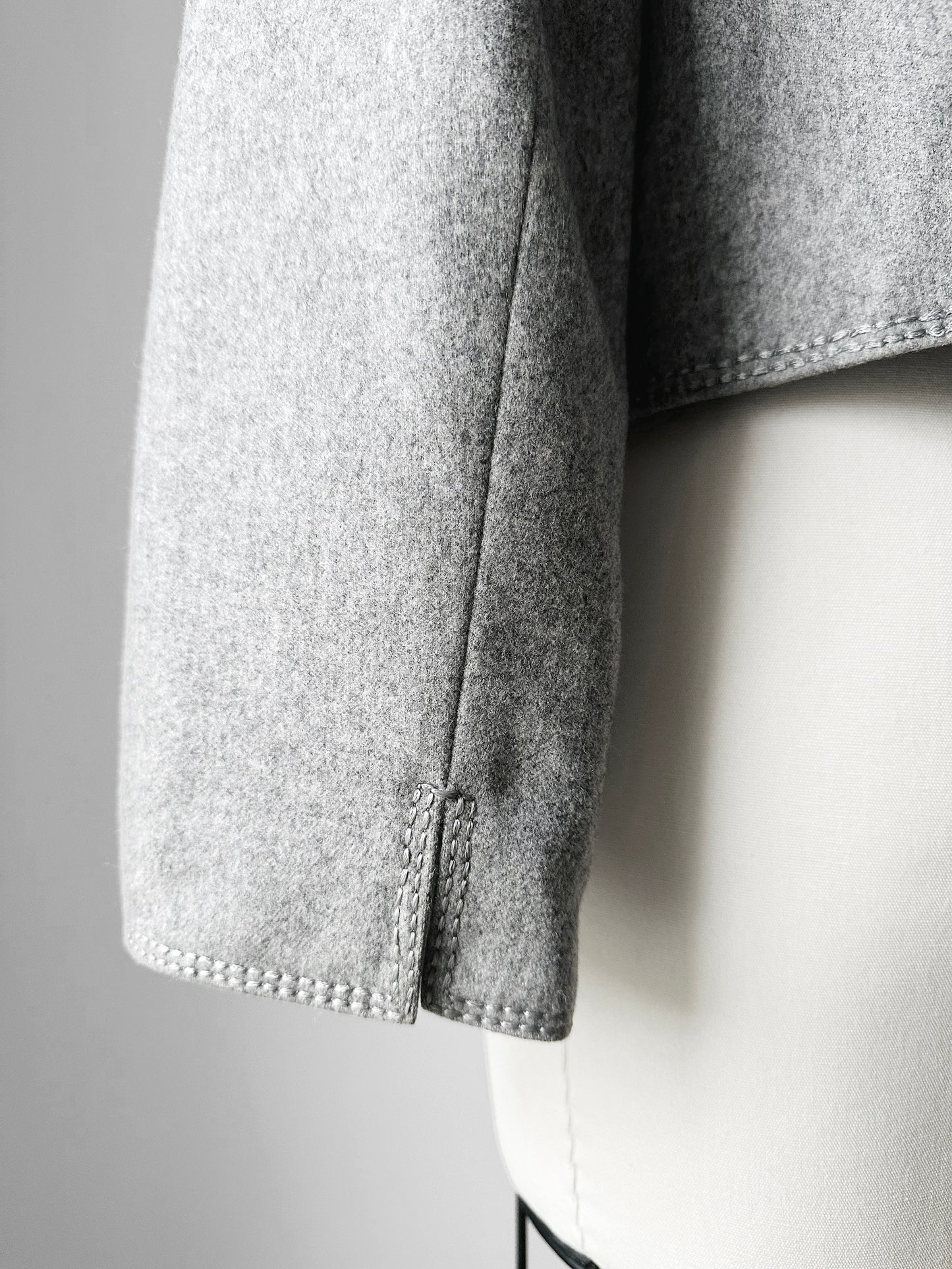 1970s - 1980s Grey Short-Waist Wool Stitched Detail Jacket - Sz. S/M