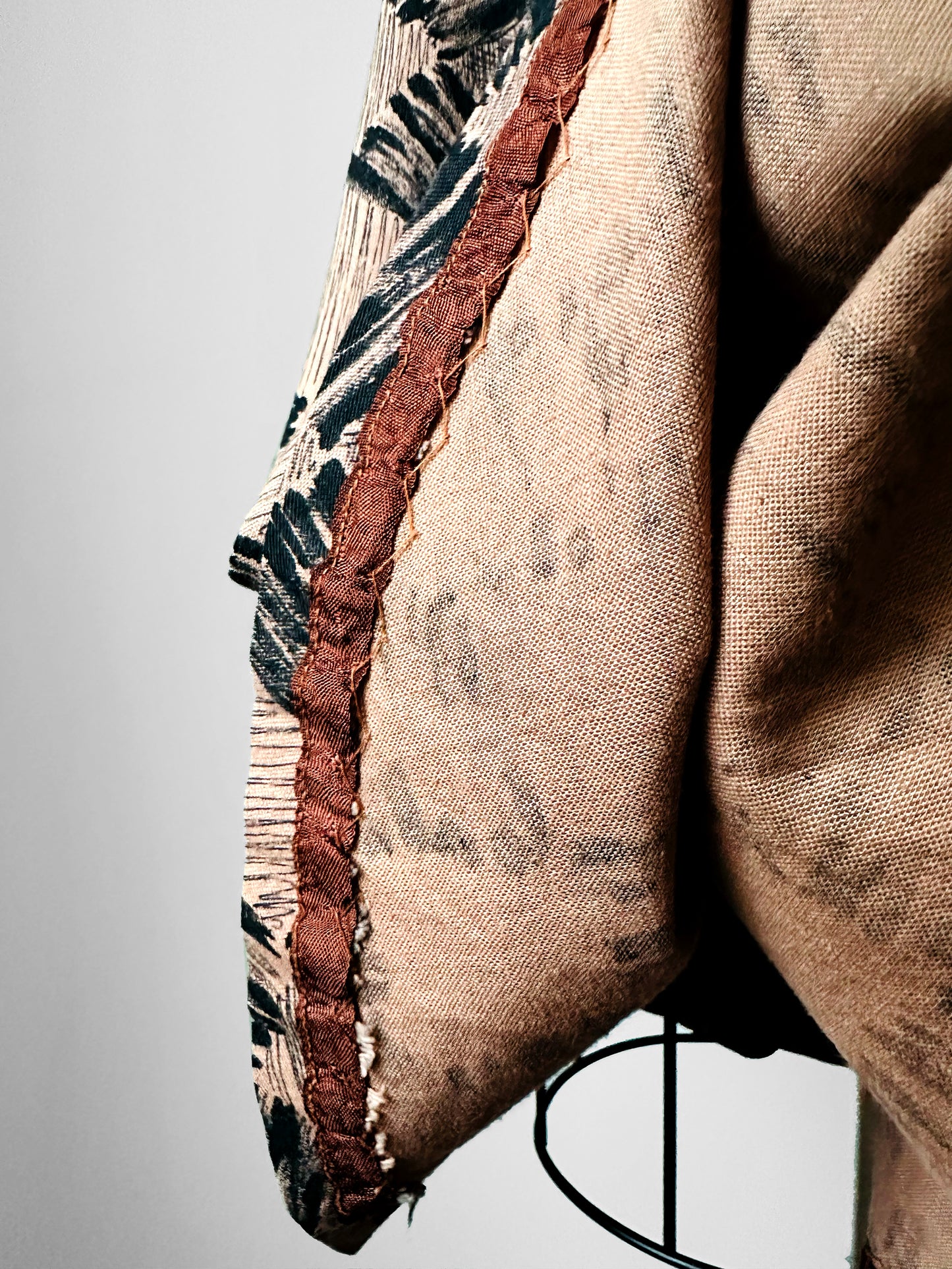 Vintage 1950s Taupe and Black Abstract Patterned Fit and Flare Skirt - Sz. S/M