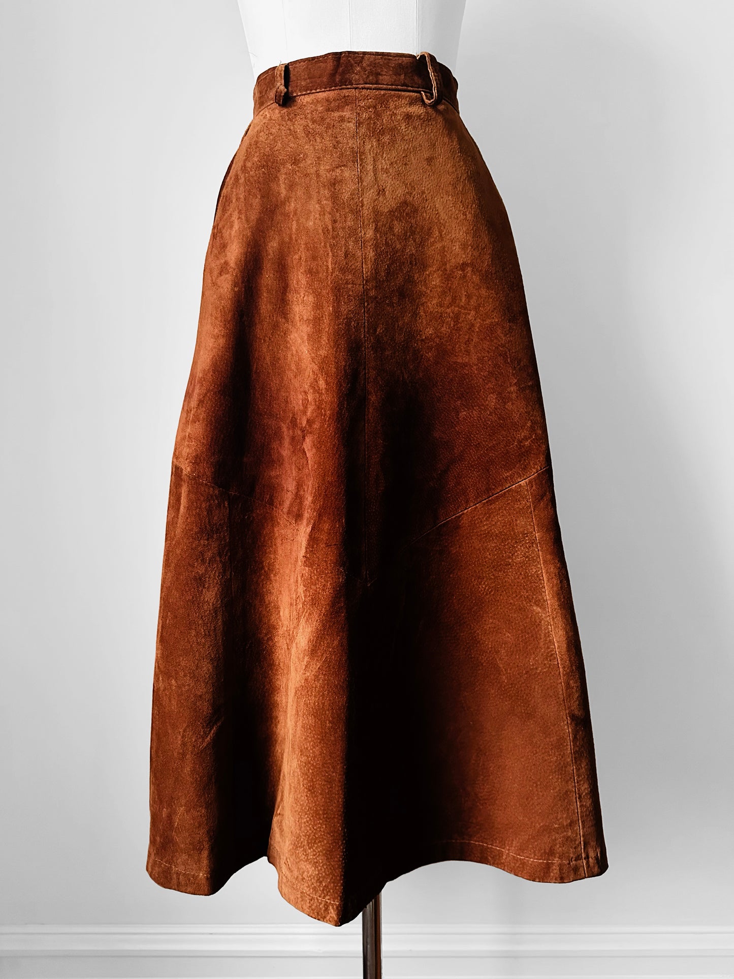 1980s Whiskey Toned Suede Leather Skirt - Sz. Sm