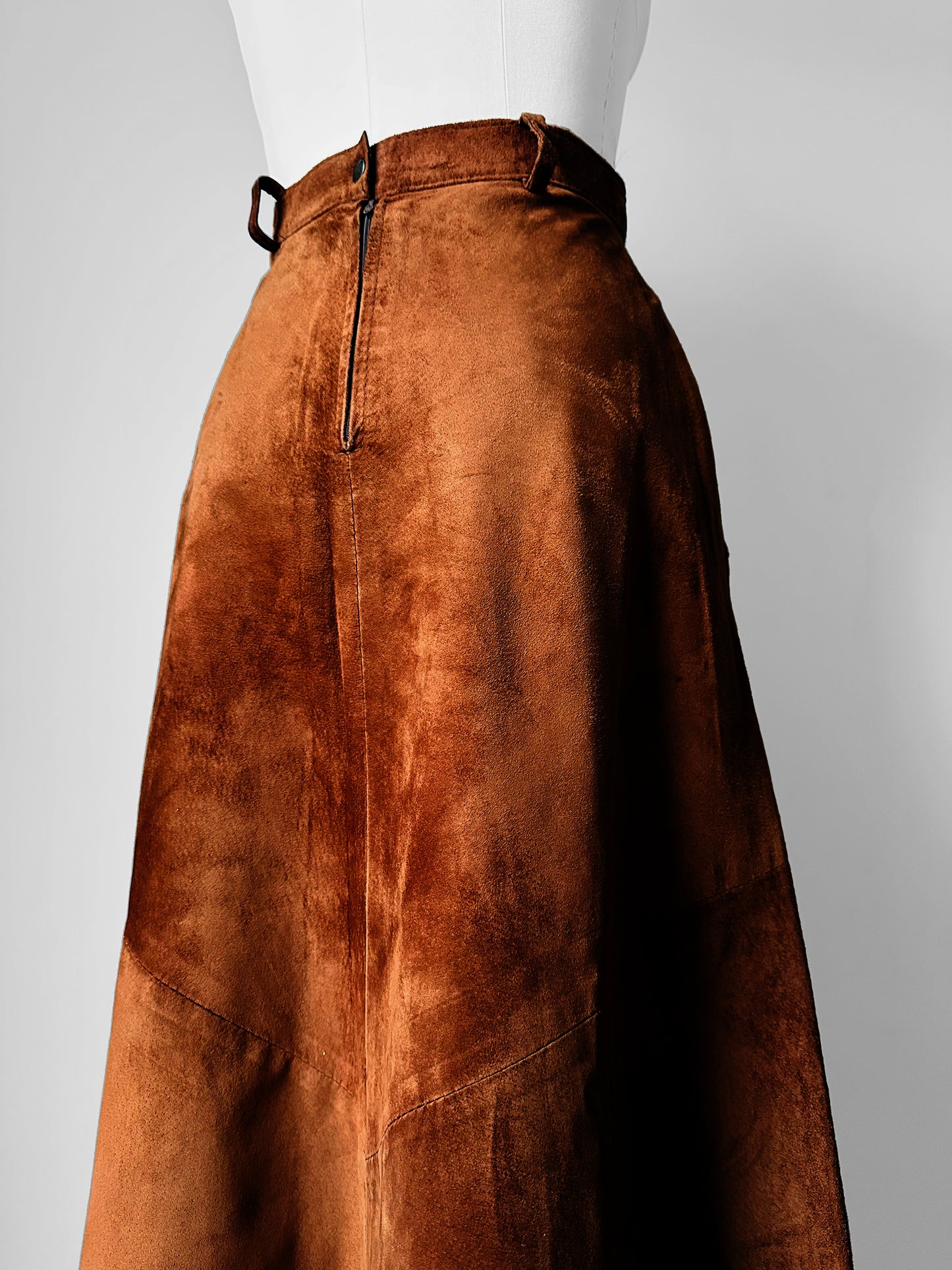 1980s Whiskey Toned Suede Leather Skirt - Sz. Sm
