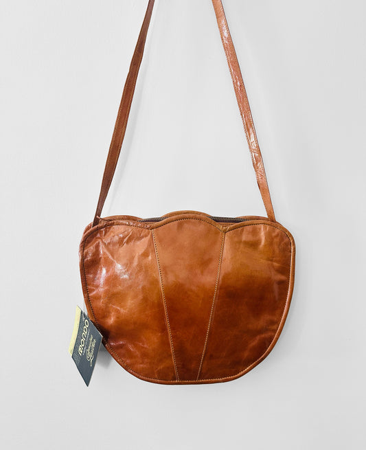Vintage 1970s Cognac Toned Scalloped Edge Deadstock Leather Purse