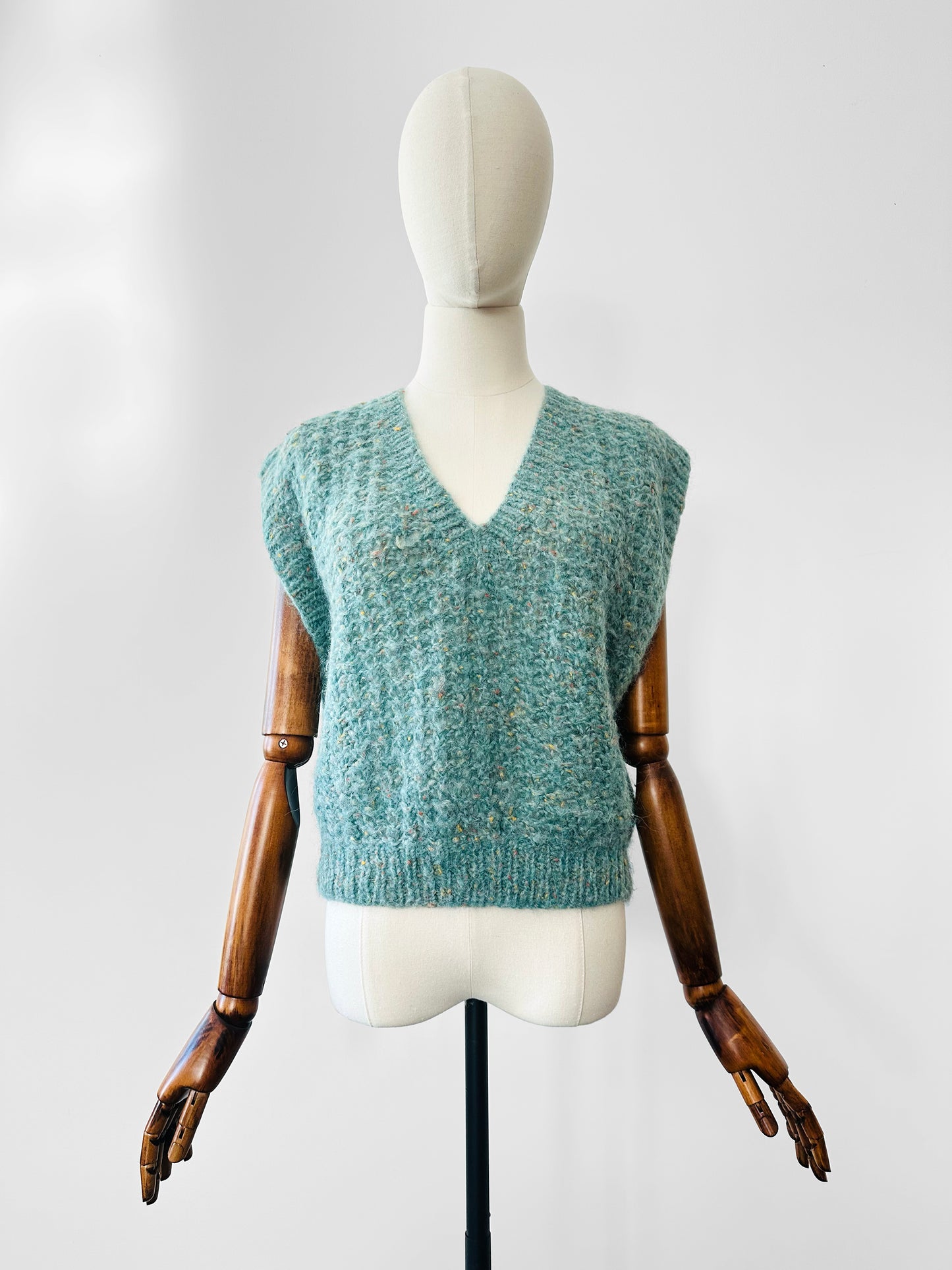 Vintage 1980s Open Sleeve Soft Blue Green Sleeveless V-Neck Sweater - Sz. S/M