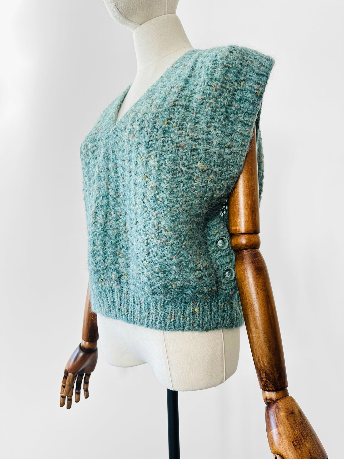 Vintage 1980s Open Sleeve Soft Blue Green Sleeveless V-Neck Sweater - Sz. S/M