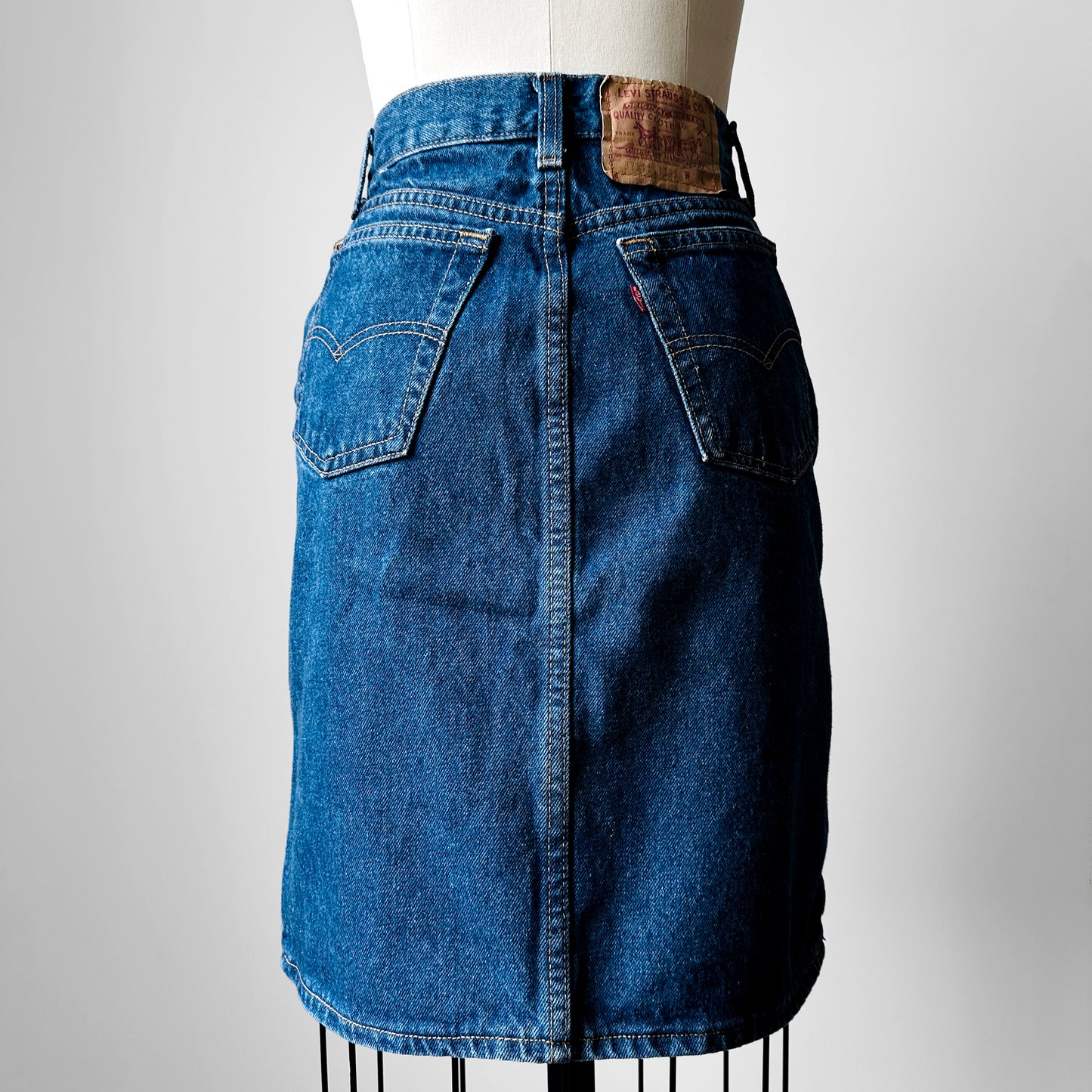 1980s Standard Wash High-Waisted LEVI'S  Red Tab Jean Skirt - Waist 27