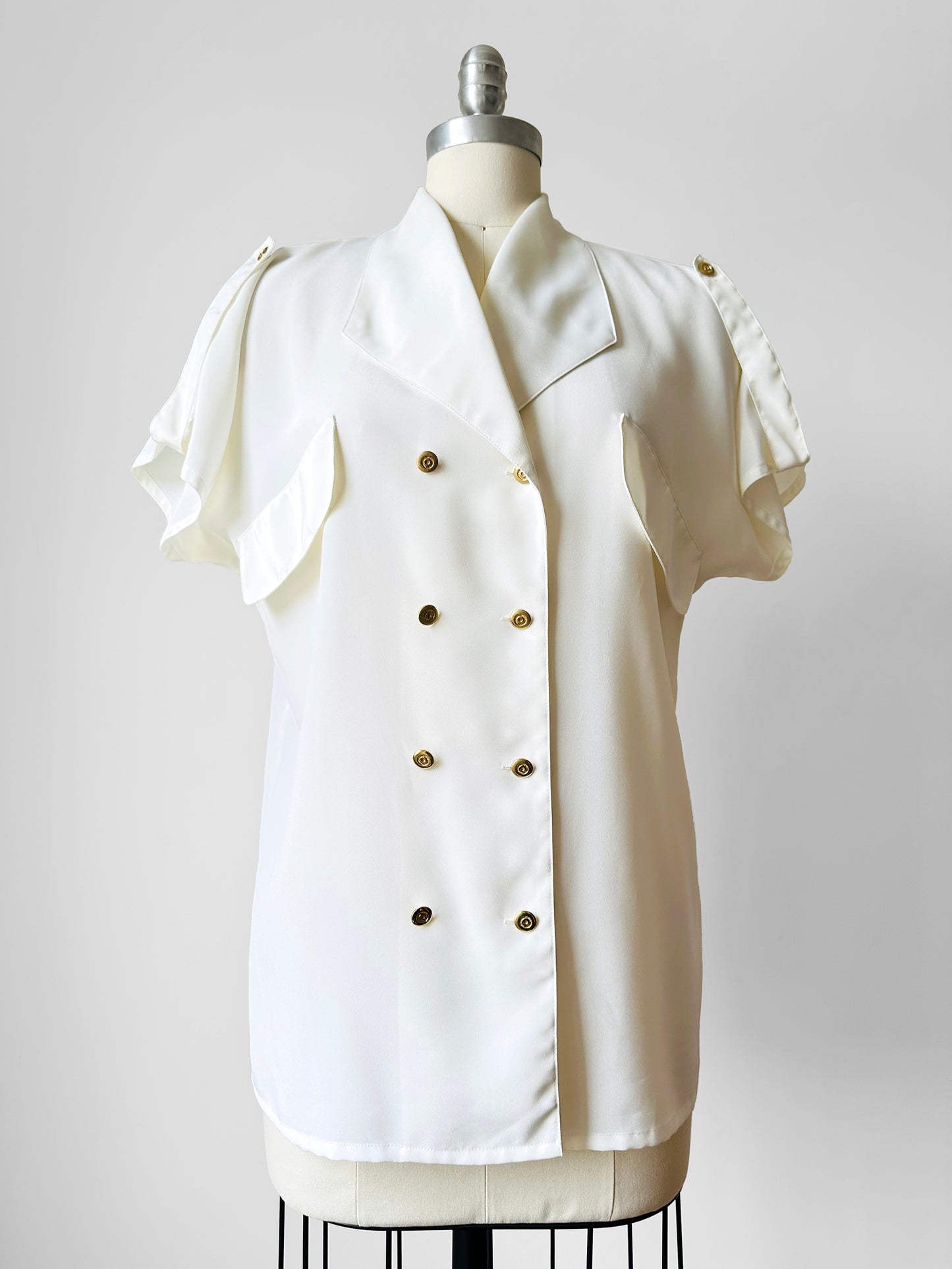 1980s Short Sleeve Cream Double Breasted Collared Blouse -  Sz. S/M