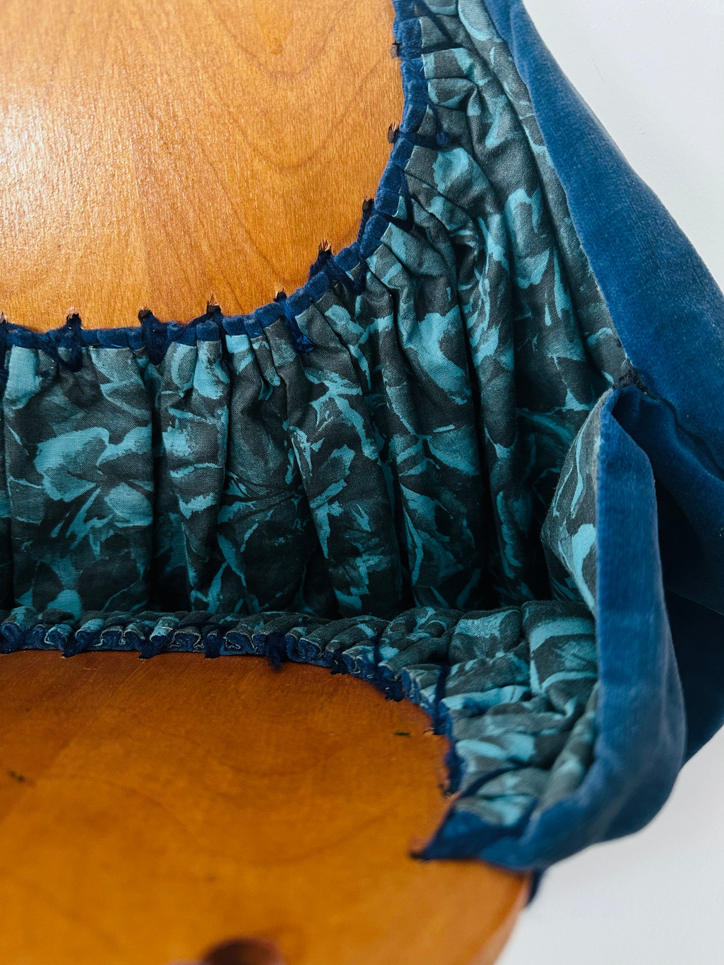 Vintage 1930s - 1940s Handmade Blue Velvet and Wood Floral Motif Frame Handbag