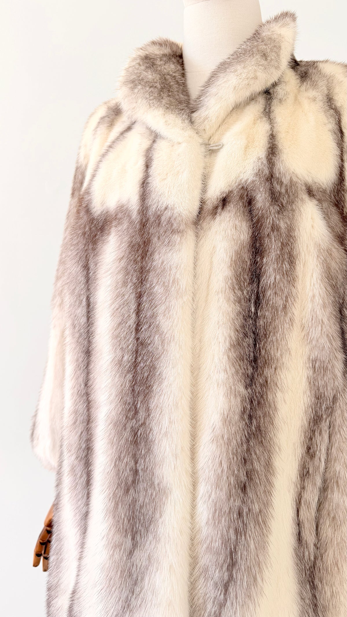 Vintage 1960s Off-White and Taupe Mink Fur Jacket - Sz. S/M (Copy)