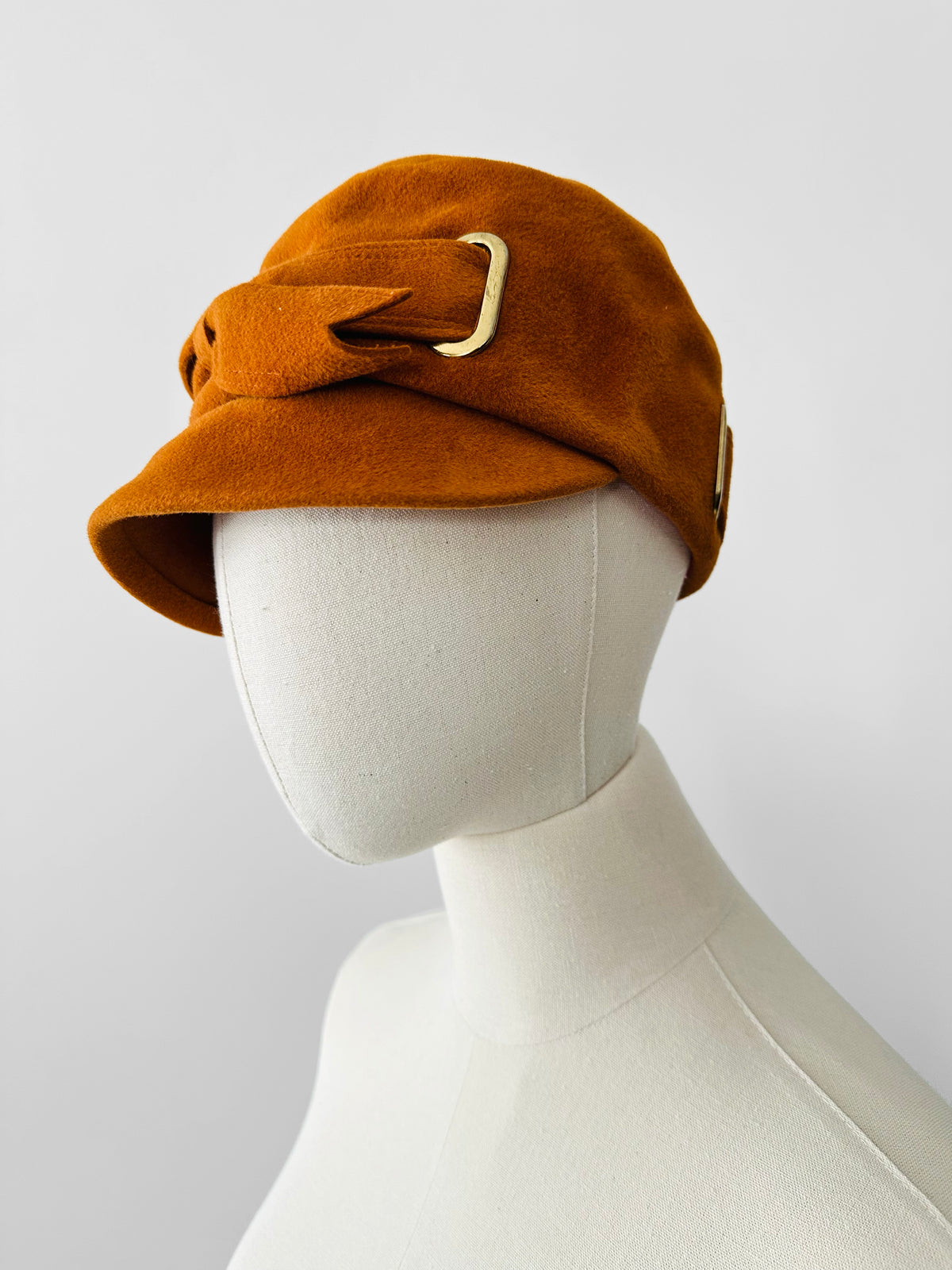 Vintage 1940s - 1950s Burnt Orange Made in Italy Felt Brimmed Hat - Sz. XS