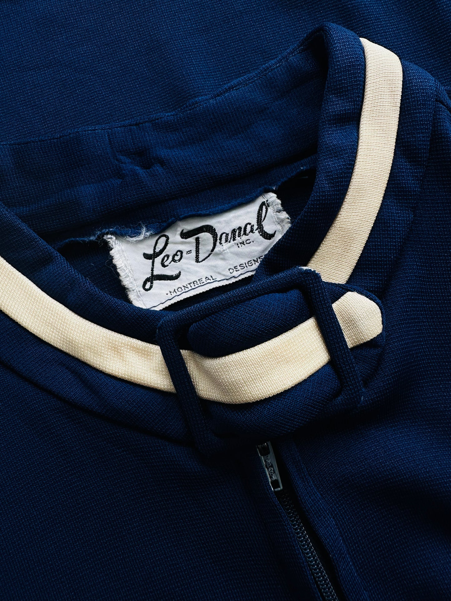 Vintage 1970s Sapphire Blue with Cream Trim Zippered Designer Knitted Jersey Dress with Belted Collar Detail - Sz. S