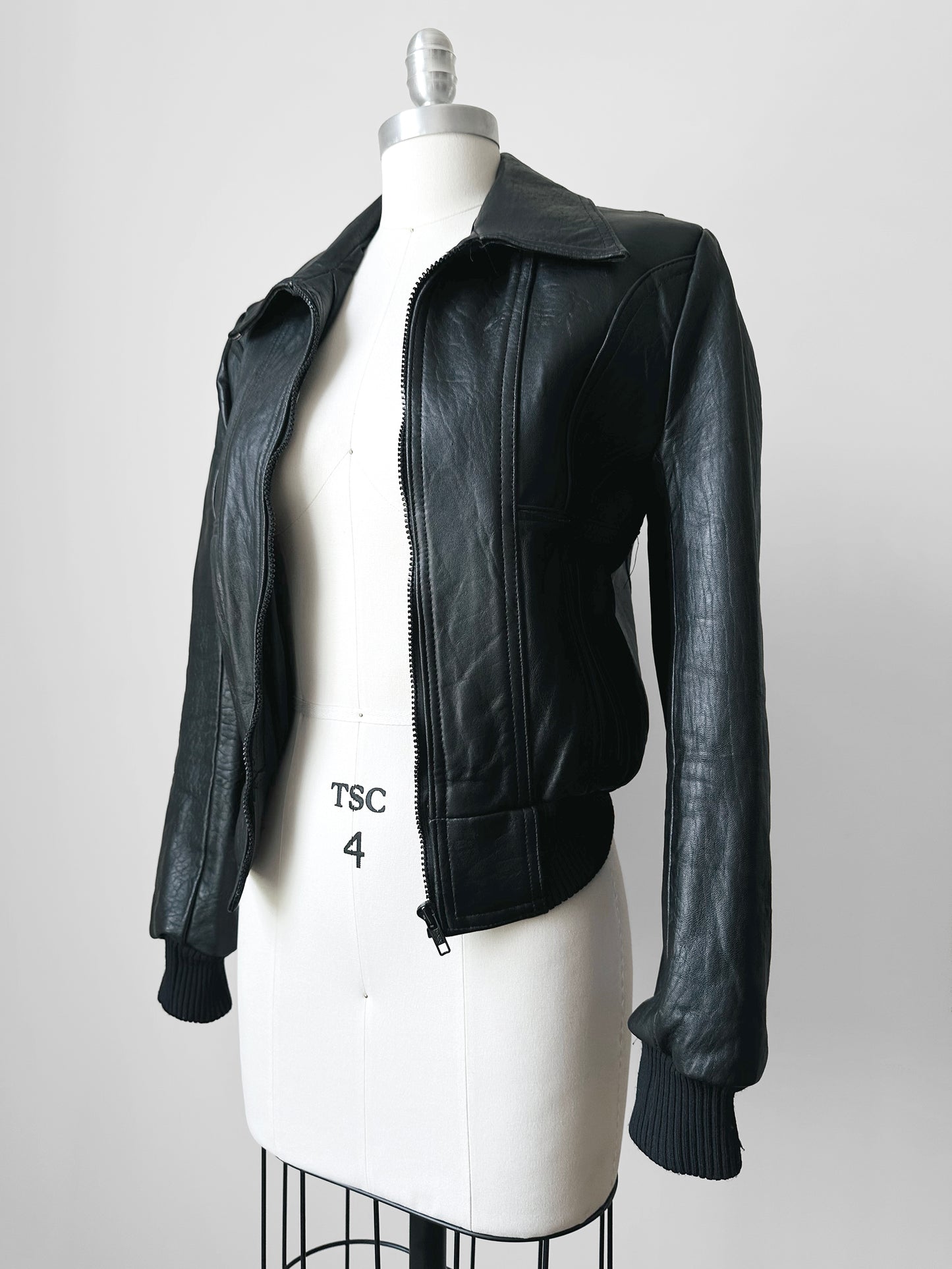 Y2K Does 70s Black Short Waisted Zip Front Leather Biker Jacket - Sz. Sm