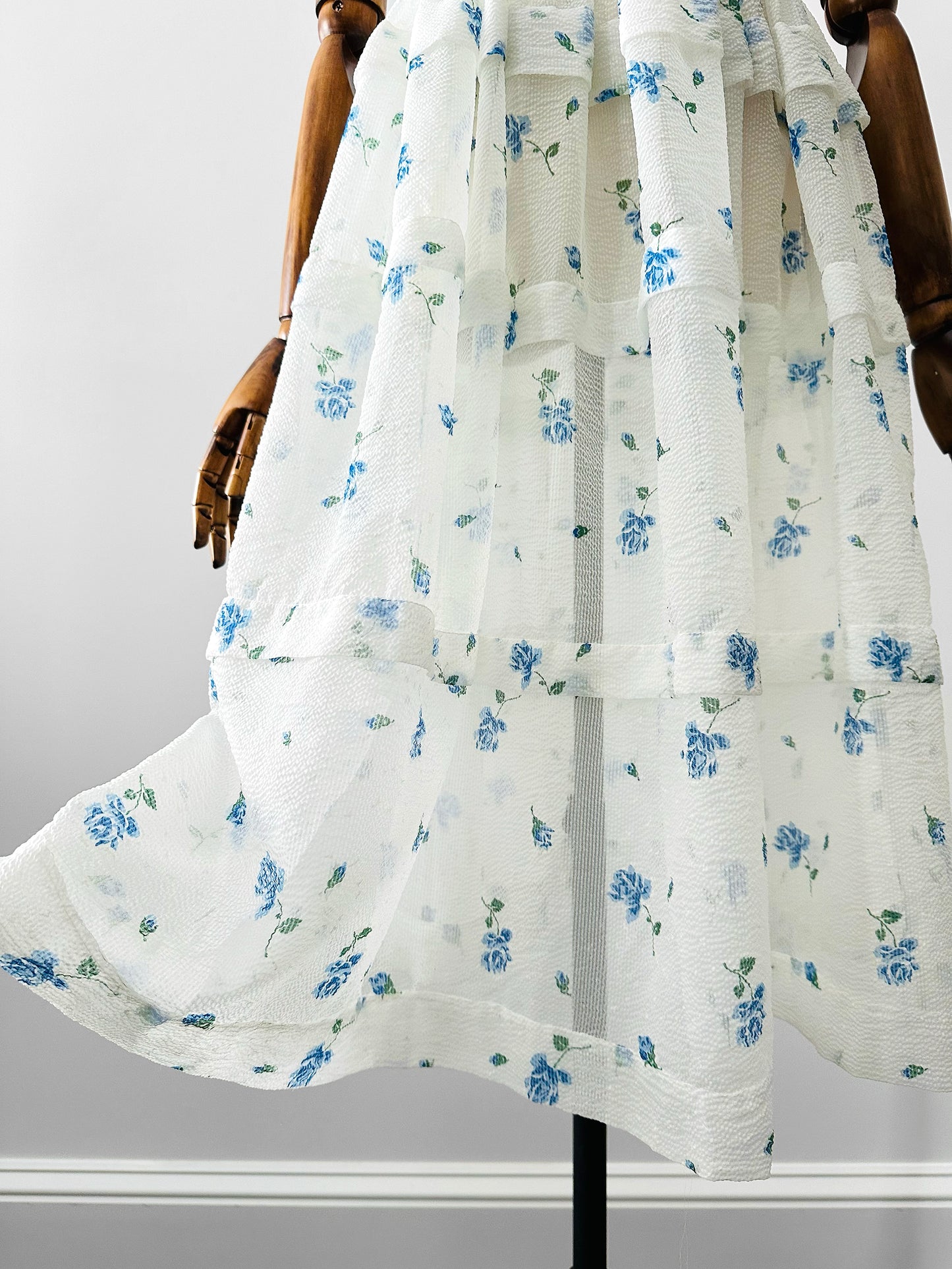 Vintage 1950s - 1960s Handmade White and Blue Sheer Crinoline Floral Tiered Dress - Sz. S