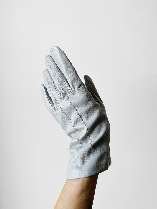 Mid- Late 20th Century Vintage Soft Grey Ladies' Leather Gloves with Decorative Stitching