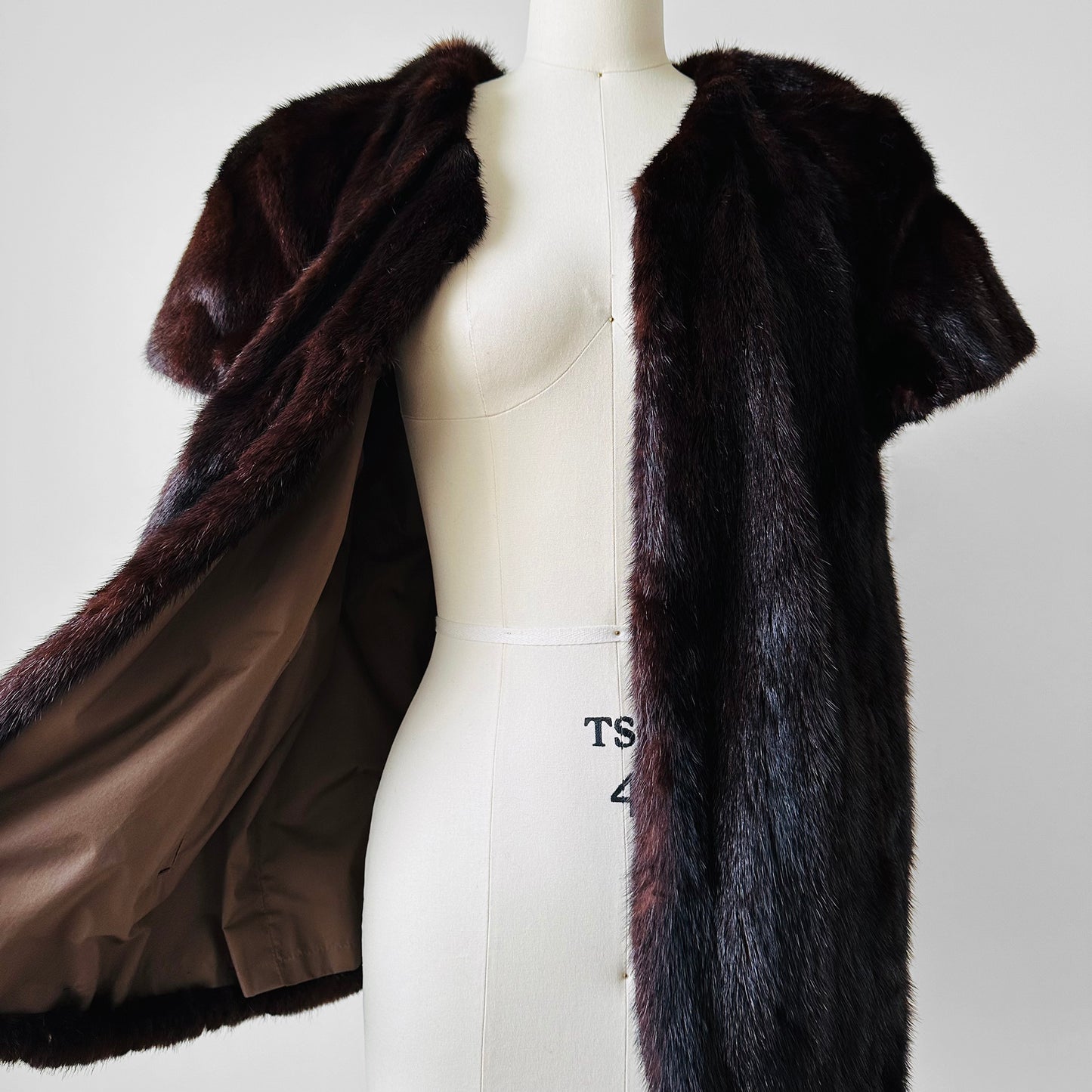 1970s Upcycled Crop Sleeve Lined Open Front Fur Vest - Sz. S/M