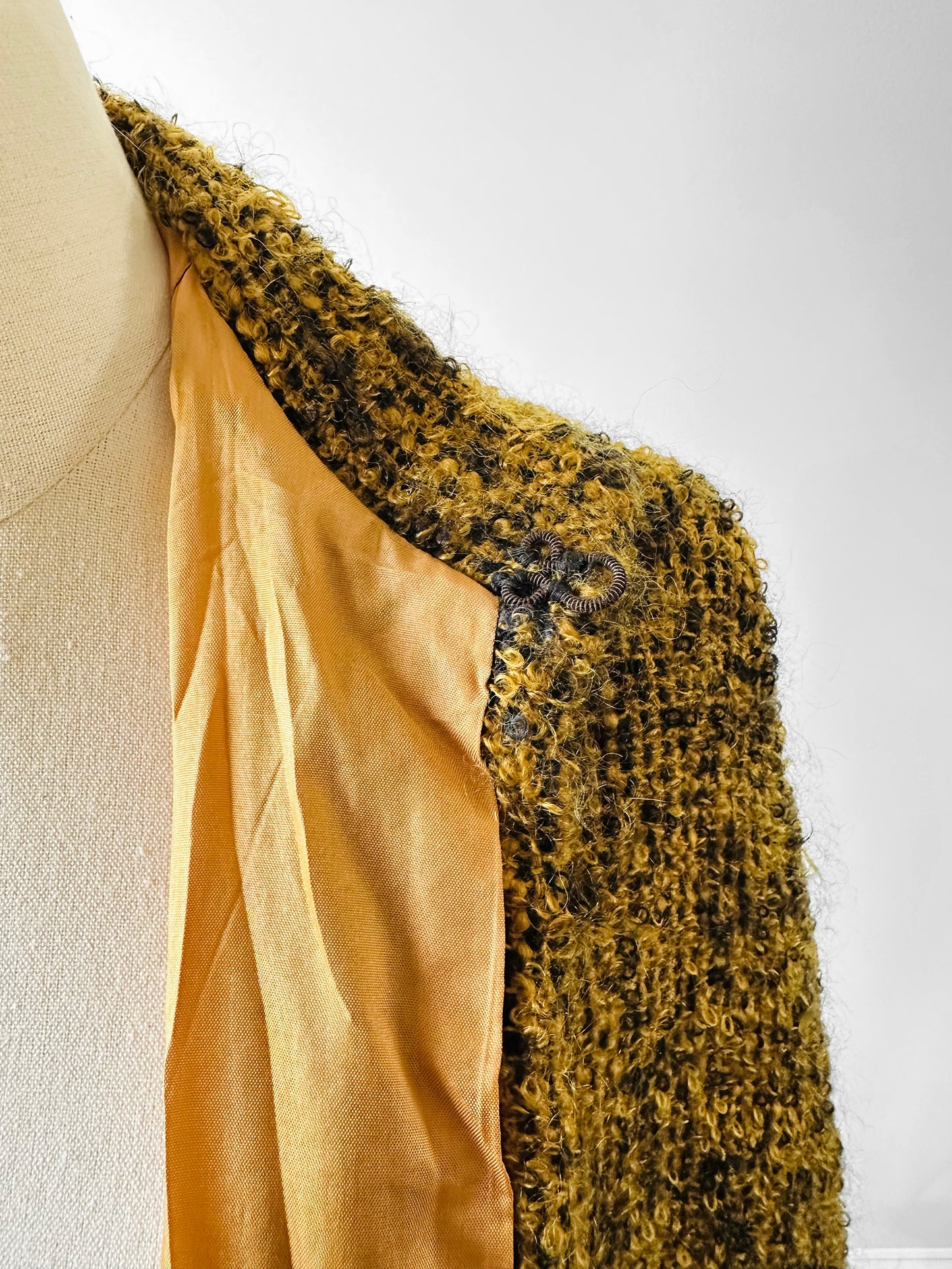1960s - 1970s Yellow and Black High Collar Open Front Tweed Cape