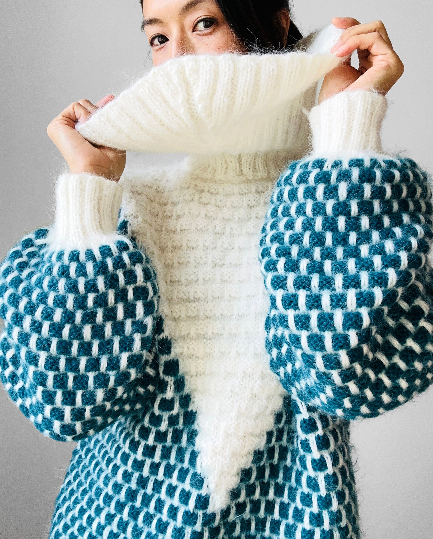 Teal and Cream Wool Turtleneck Patterned Oversized Knit Pullover Sweater