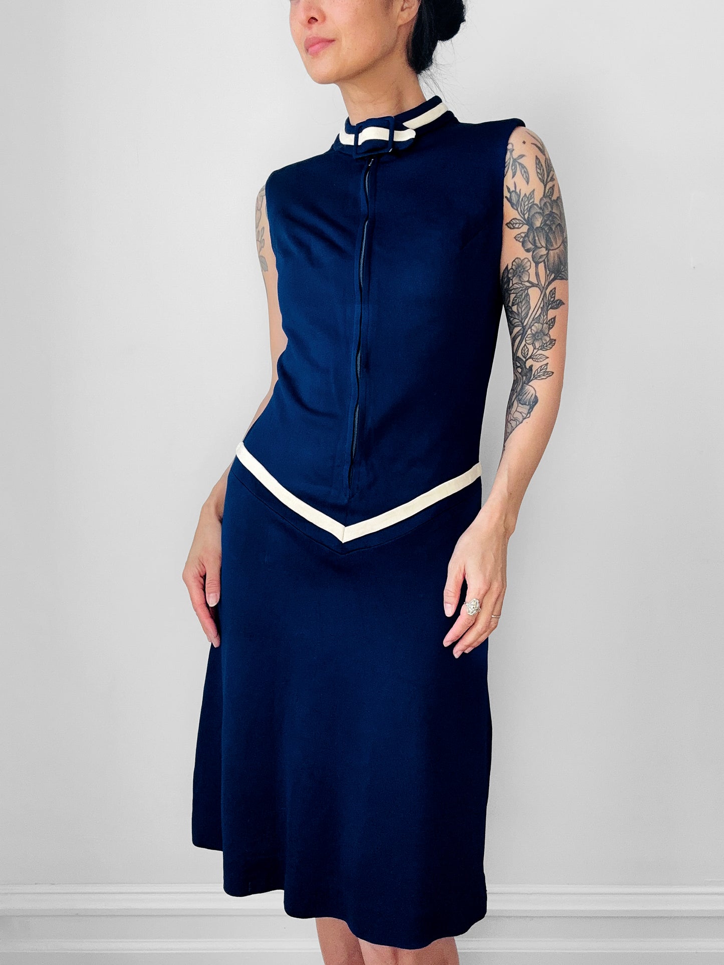 Vintage 1970s Sapphire Blue with Cream Trim Zippered Designer Knitted Jersey Dress with Belted Collar Detail - Sz. S