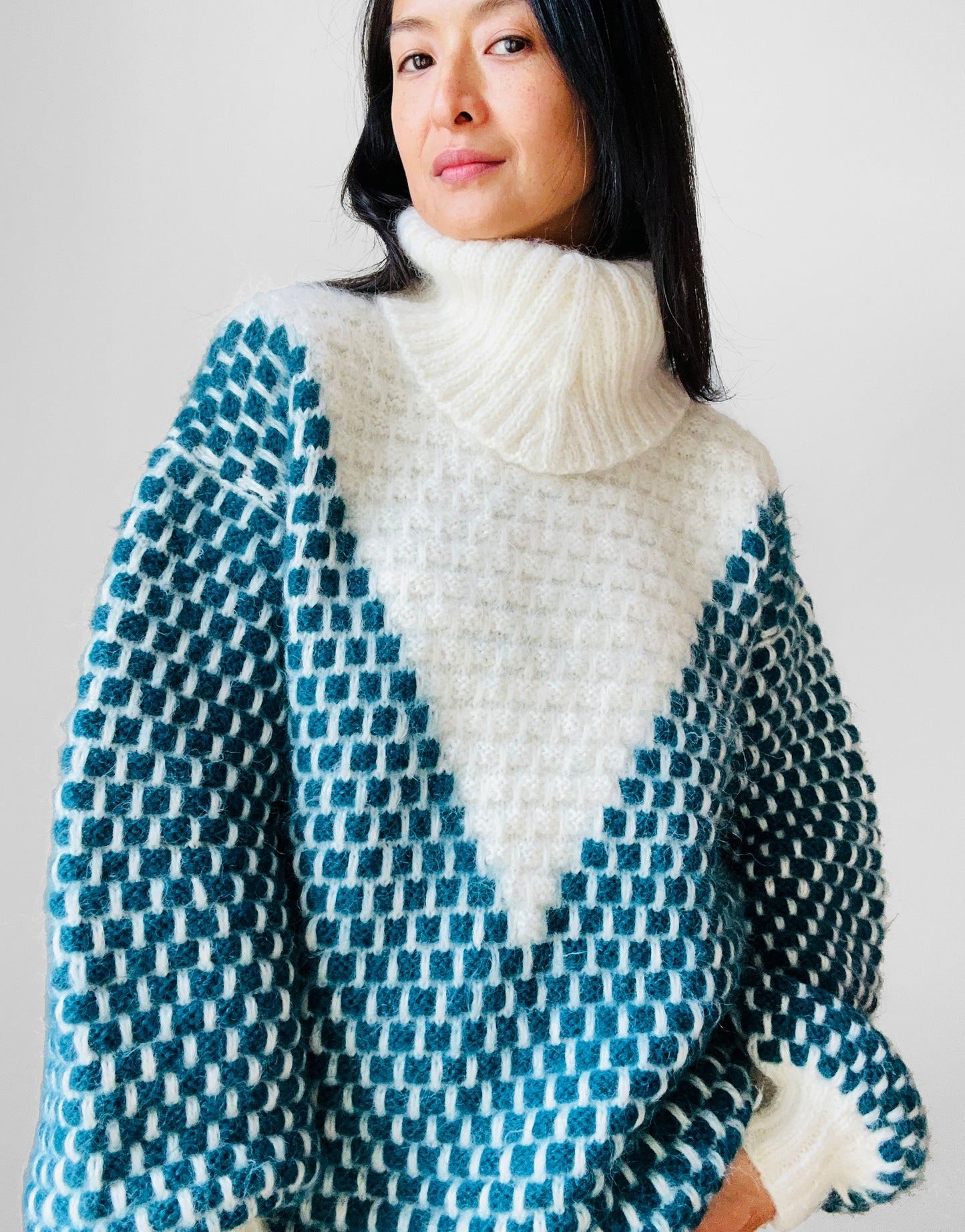 Teal and Cream Wool Turtleneck Patterned Oversized Knit Pullover Sweater