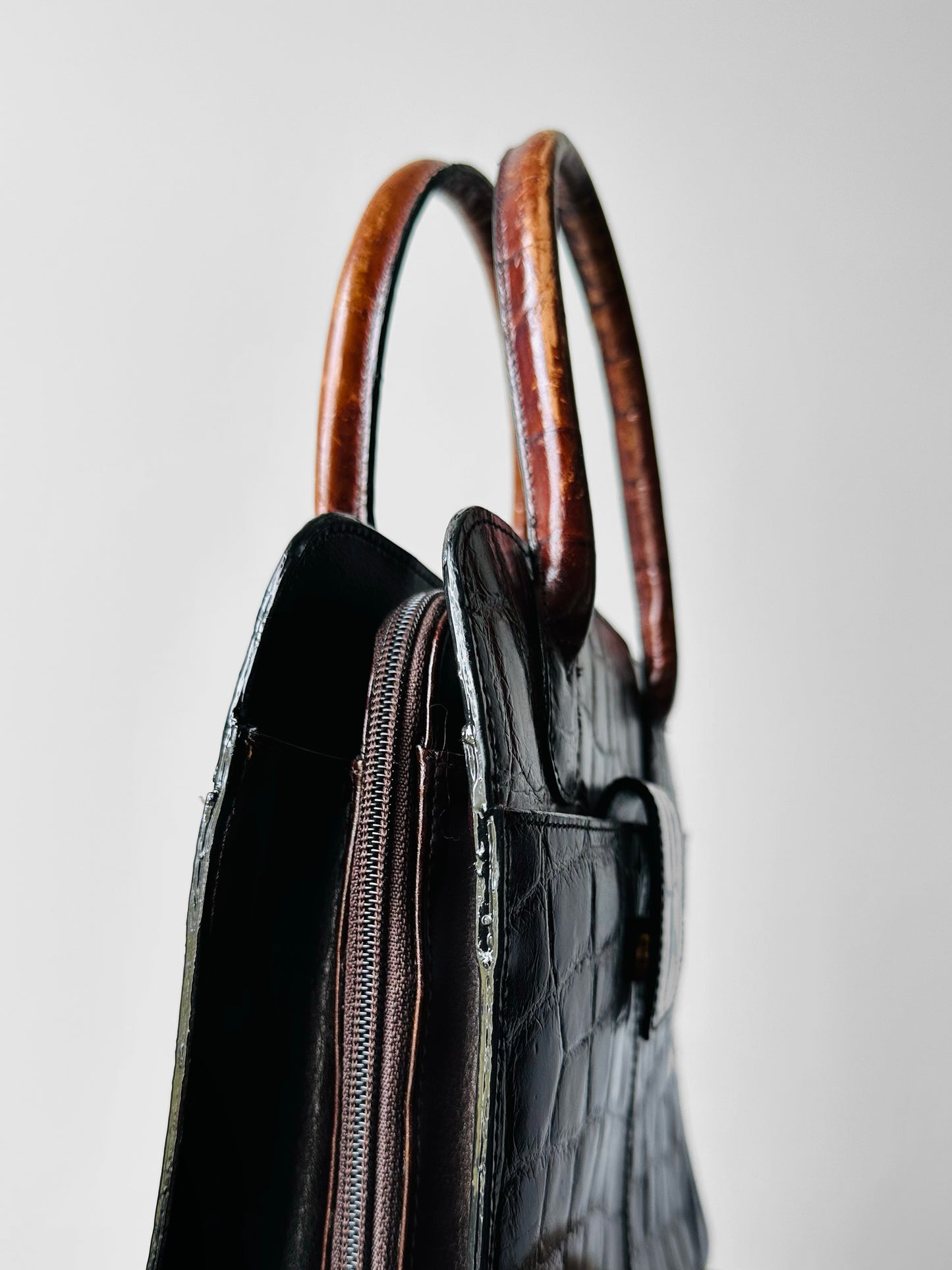 Late 20th Century Auburn Brown Textured Leather Handbag