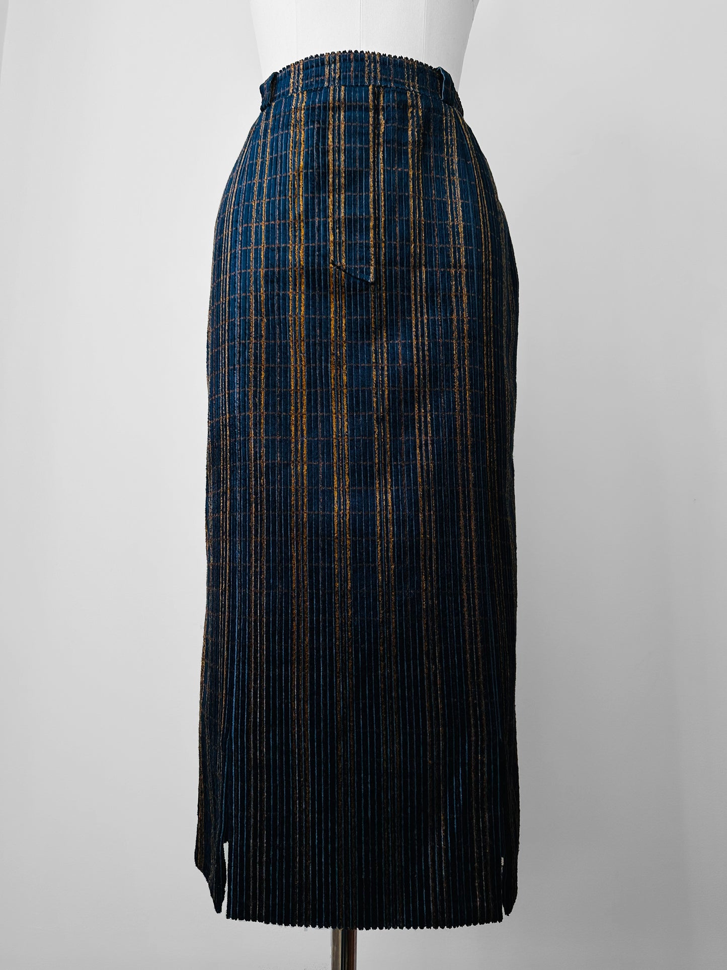 1980s Blue and Gold West Germany Textured Straight Split-Front / Back Wool Blend Skirt - Sz. S