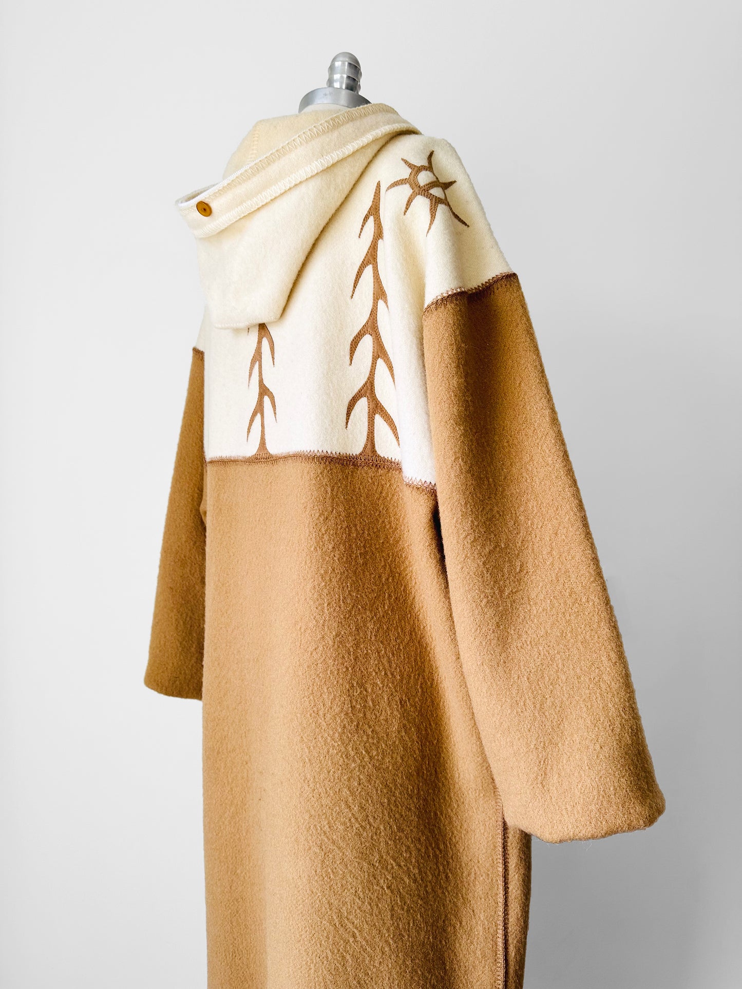 1980s Tan Pure Virgin Wool LUNDSTROM Canada Hooded Faux Fur Blanket Wrap Coat - Sz. O/S