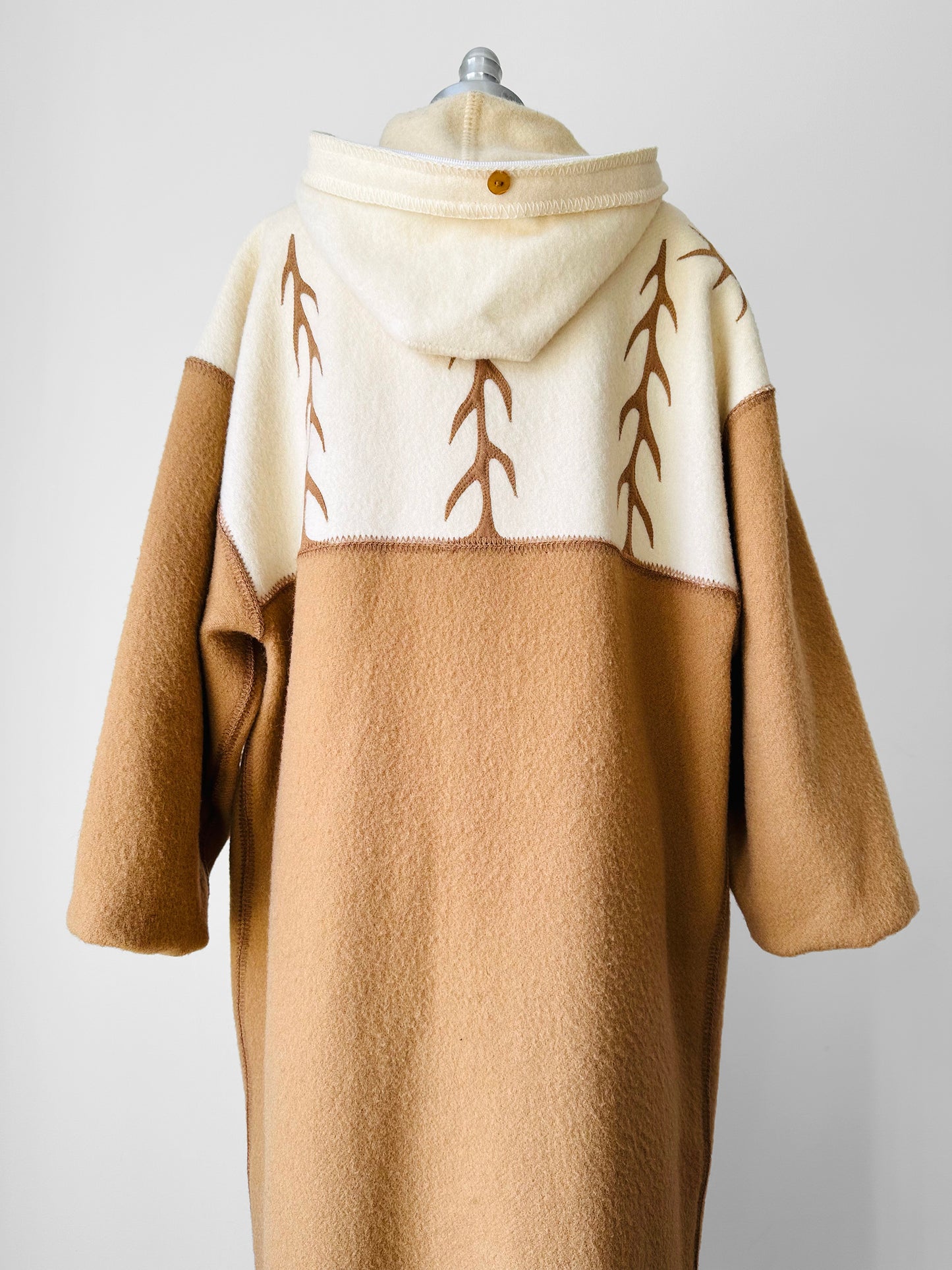 1980s Tan Pure Virgin Wool LUNDSTROM Canada Hooded Faux Fur Blanket Wrap Coat - Sz. O/S