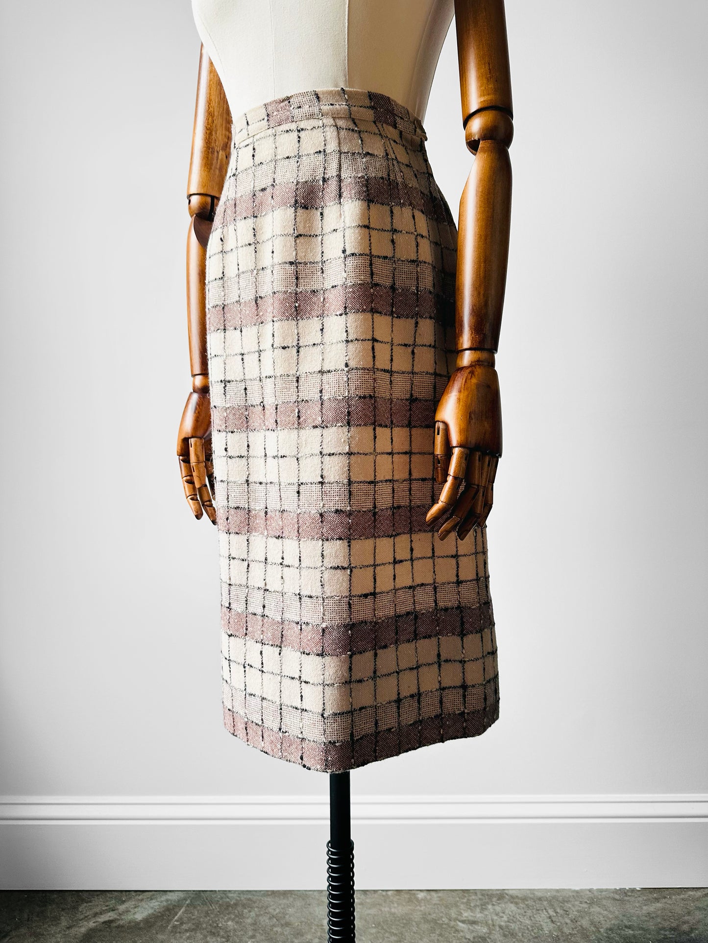 1960s - 1970s Off-White and Beige Textured Tweed Wool A-Line Skirt - Sz. XS/S