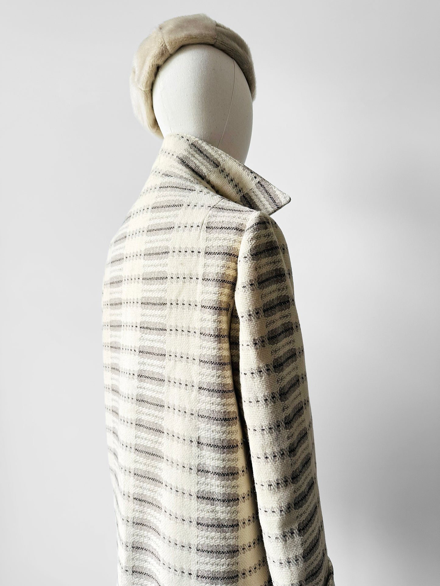 1950s - 1960s Off-White Patterned Open Front Wool Coat - Sz. S