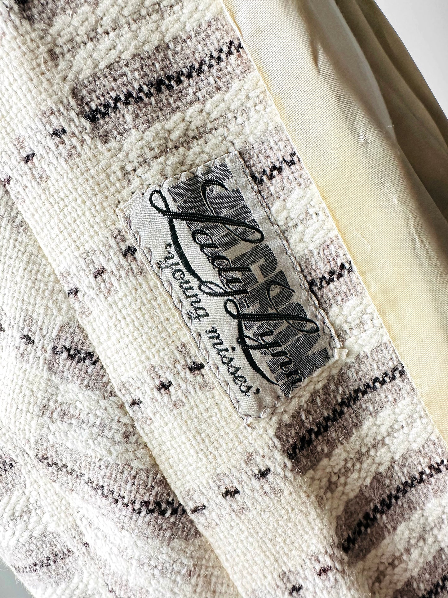 1950s - 1960s Off-White Patterned Open Front Wool Coat - Sz. S