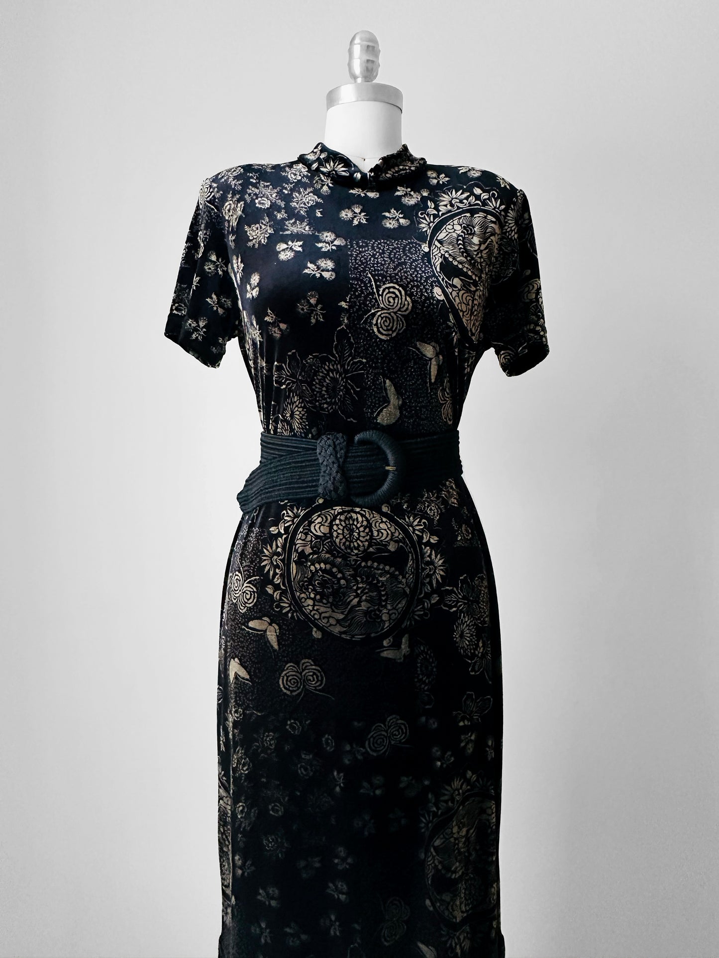 1990s Long Black and Gold Velour Asian Patterned Dress - Sz. Sm