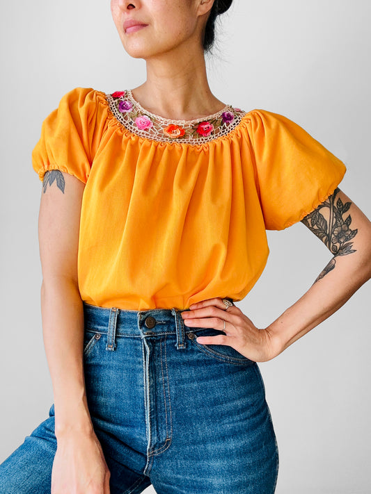 Vintage 1960s - 1970s Mustard Yellow Crochet Floral Trim Short Sleeve Peasant Blouse - Sz. S
