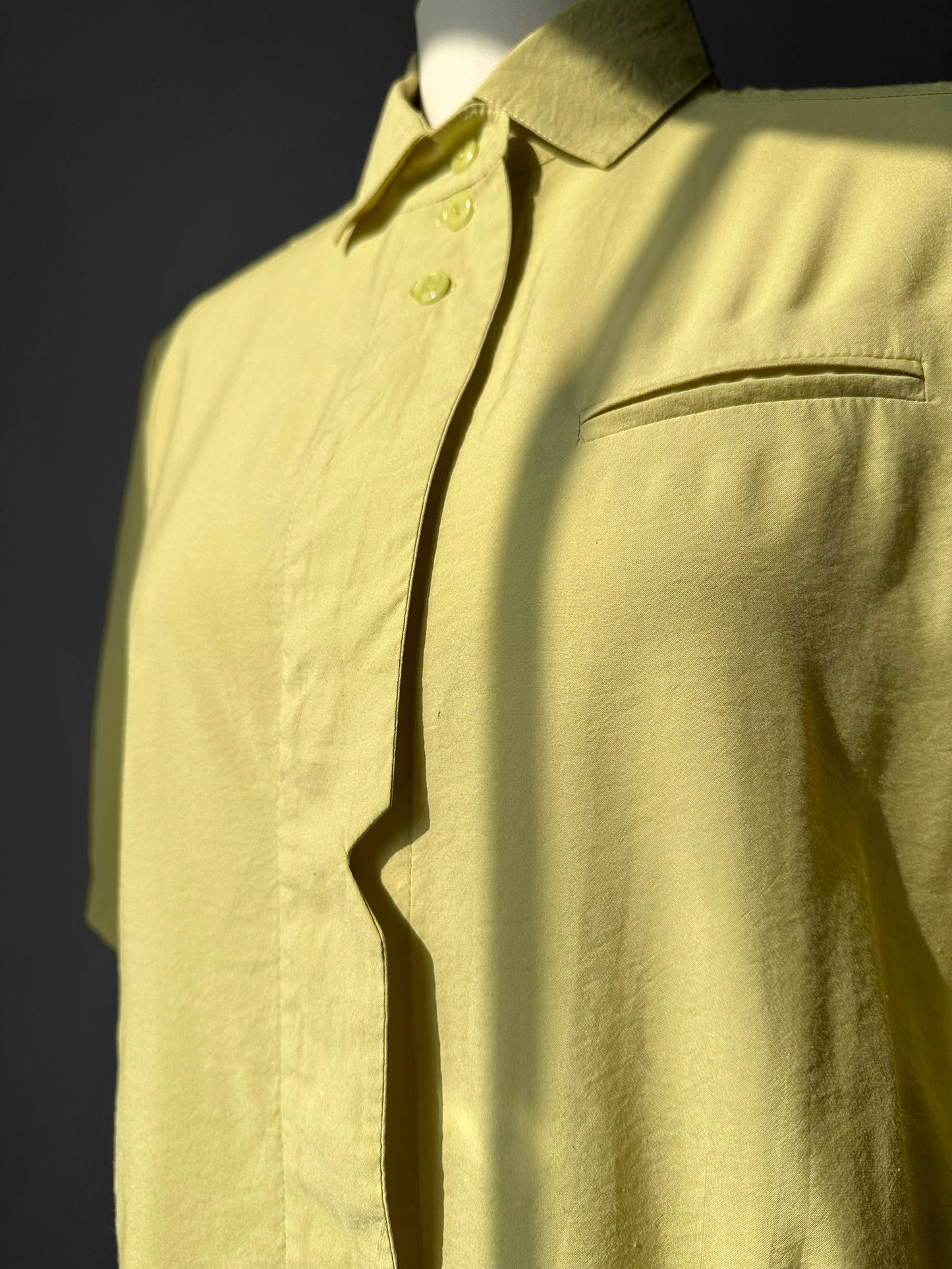 1980s West Germany Pale Chartreuse Short Sleeve Collared Blouse  - Sz. M