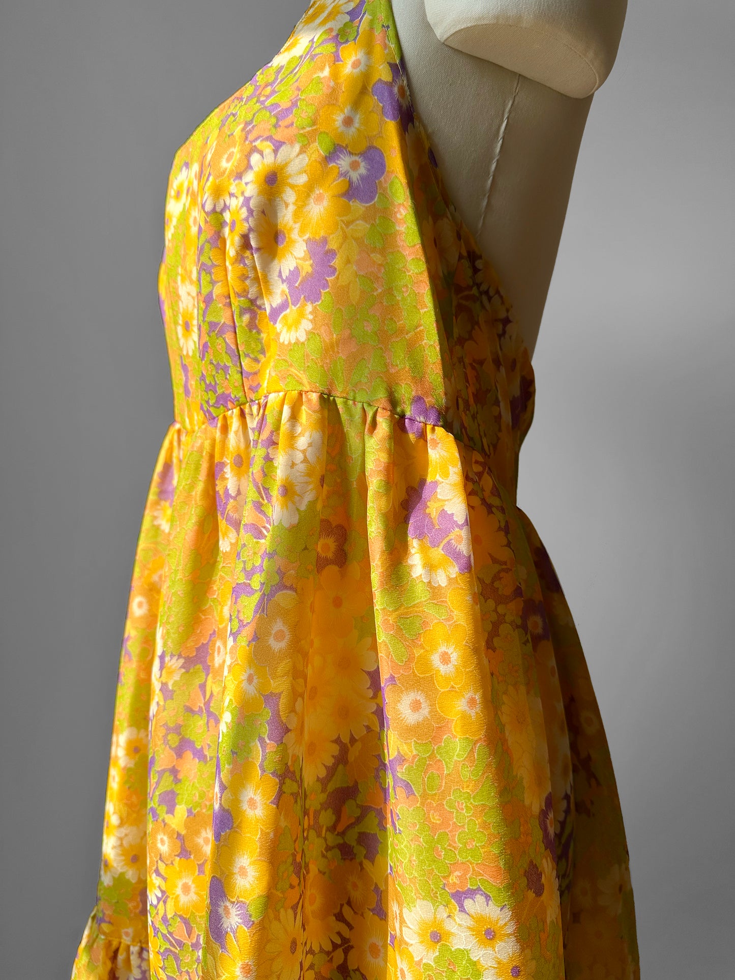1960s - 1970s Handmade Floral Halter Prairie Summer Dress - Sz. M/L