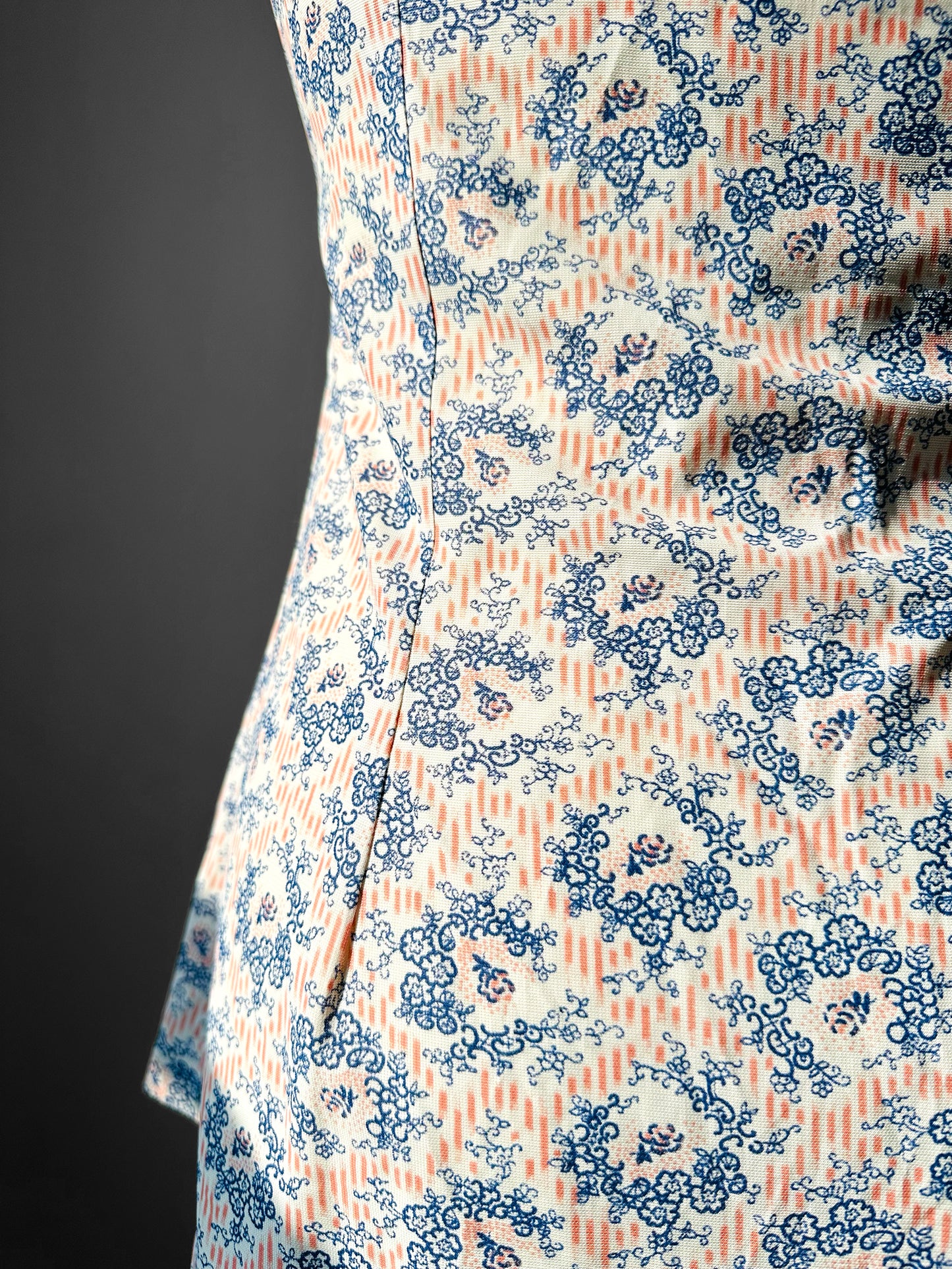 1960s Zip Front Floral Patterned Fitted Top - Sz. XS