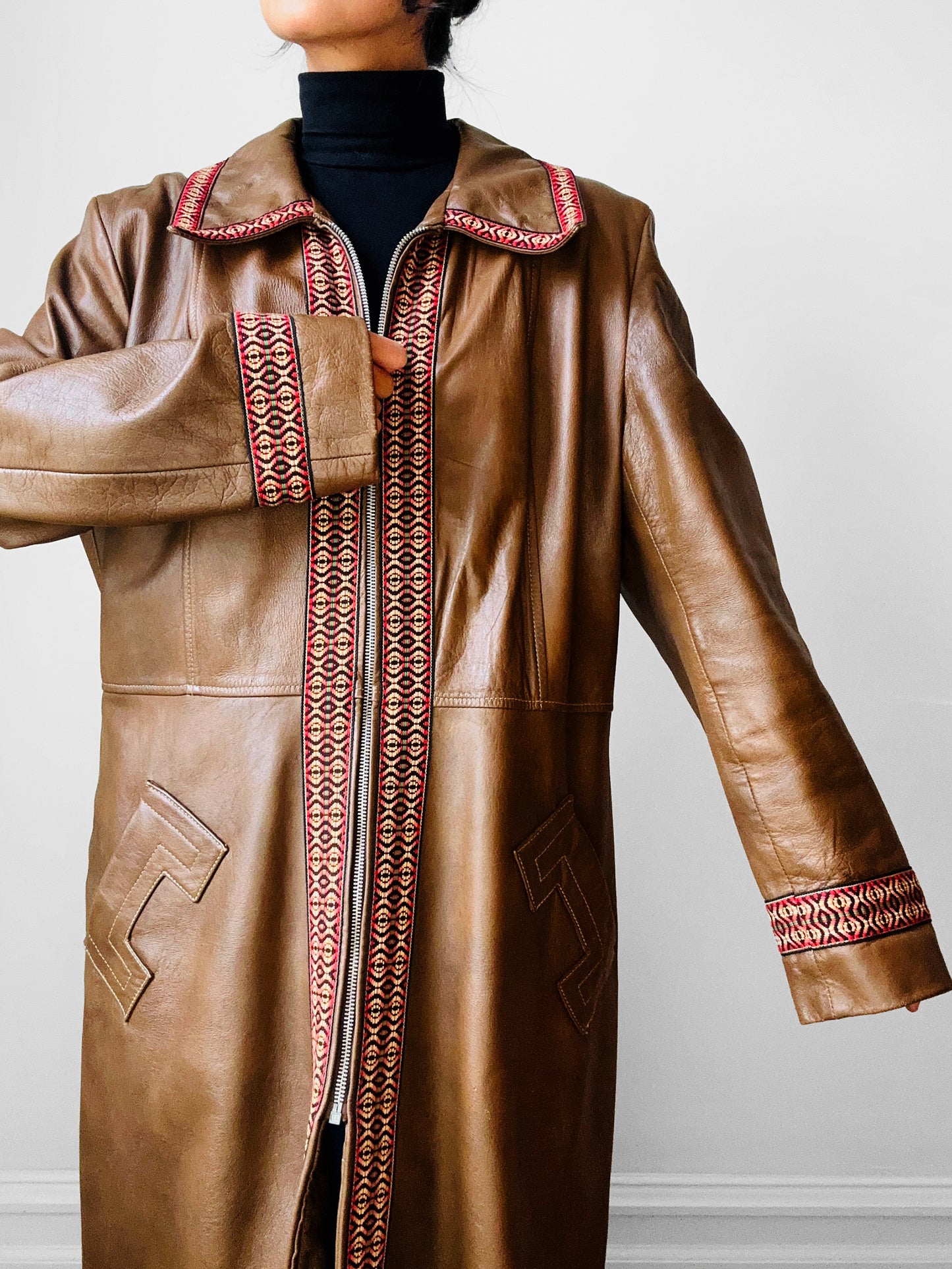 Late 1960s Saddle Brown Leather Woven Trim Metal Zipper Coat - Sz. M